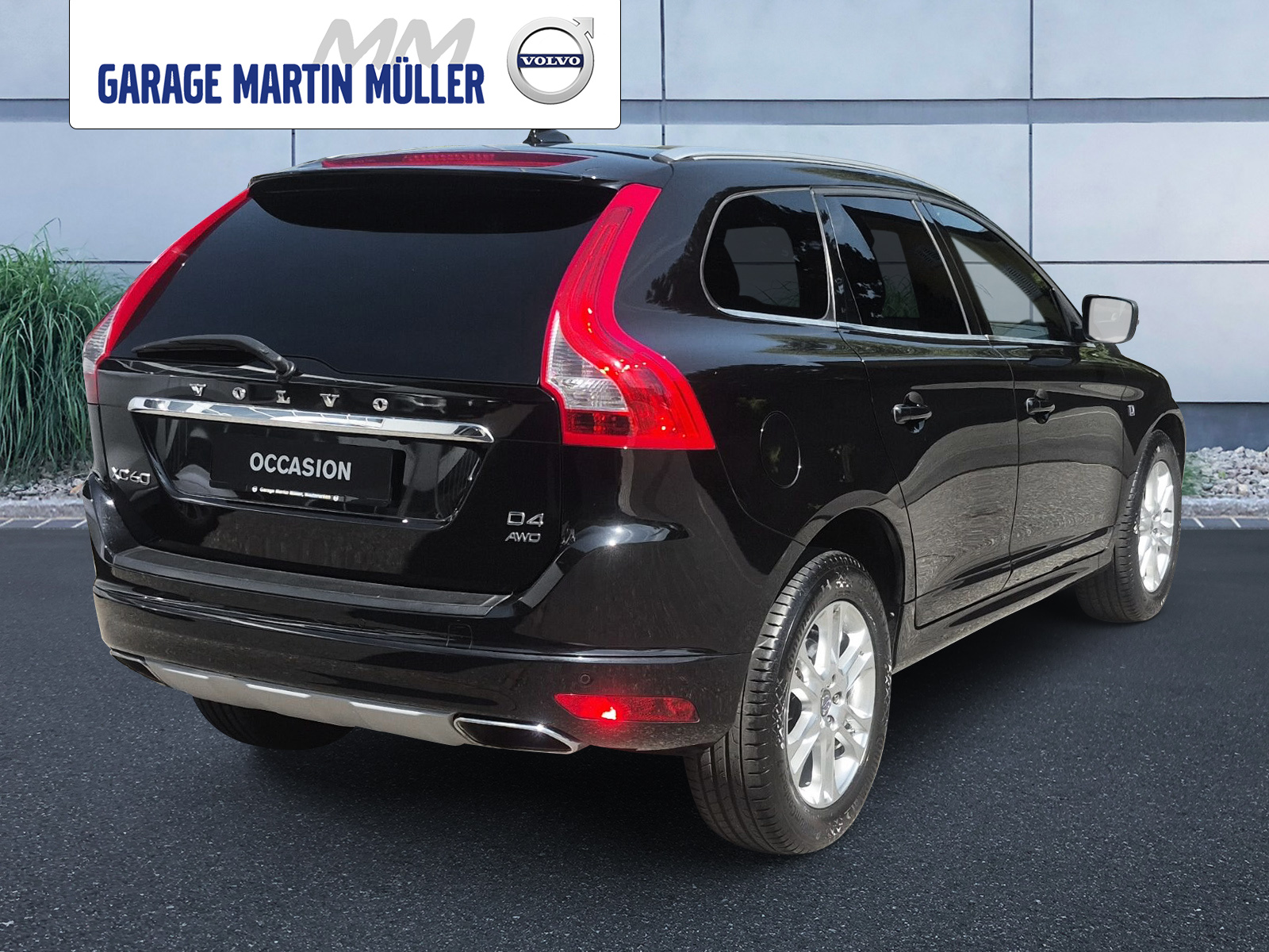 VOLVO XC60 2.4 D4 Ocean Race AWD-image-4