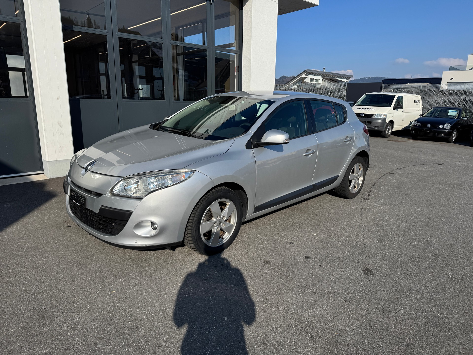 RENAULT Mégane 2.0 16V Dynamique CVT-image-0