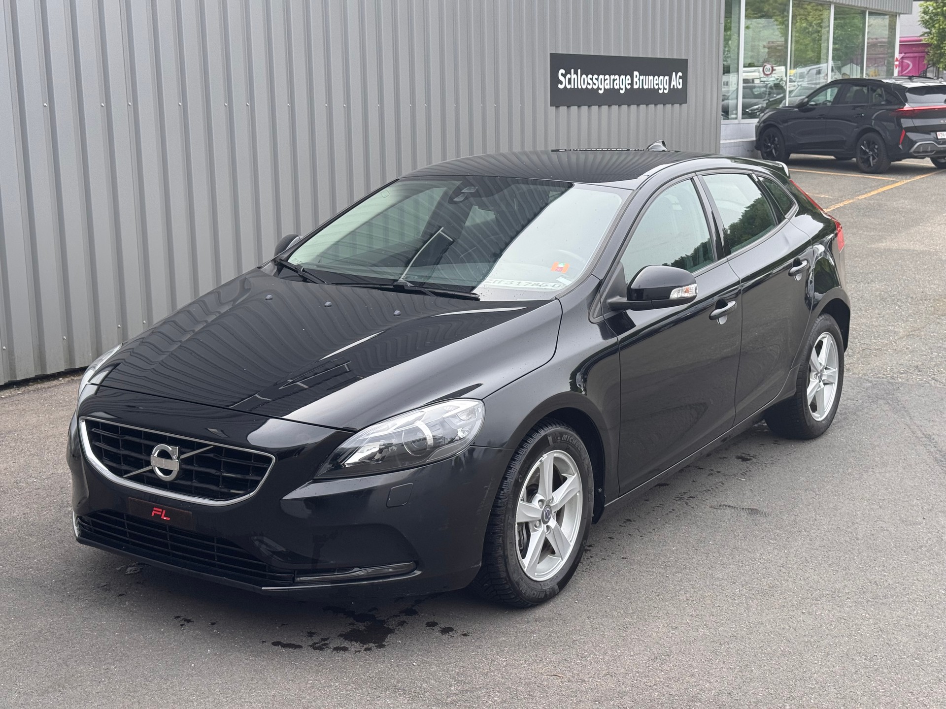 VOLVO 2.0 D3 Summum S/S-image-1