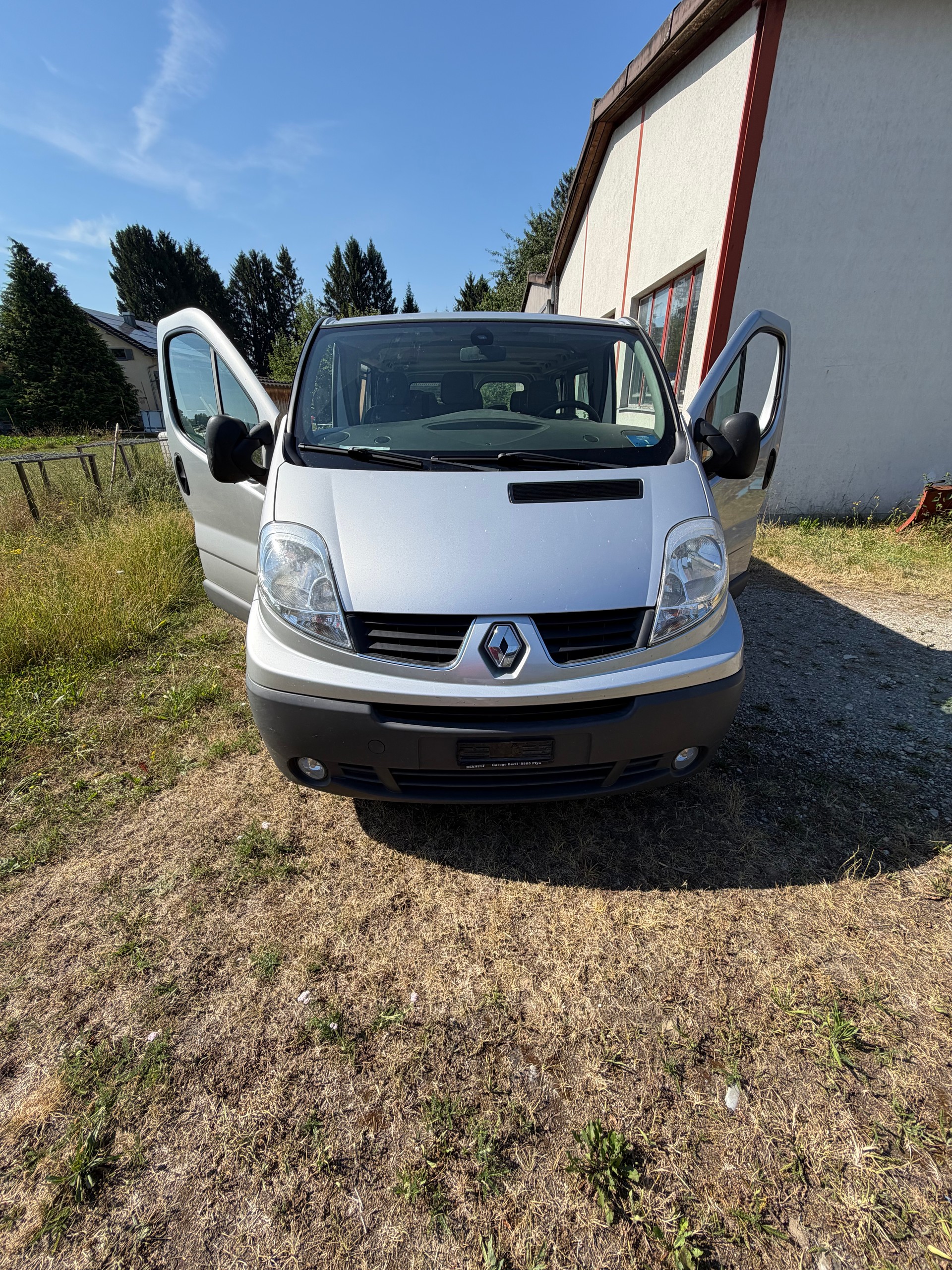 RENAULT Trafic 2.0dCi Eco Passenger Authentique-image-1