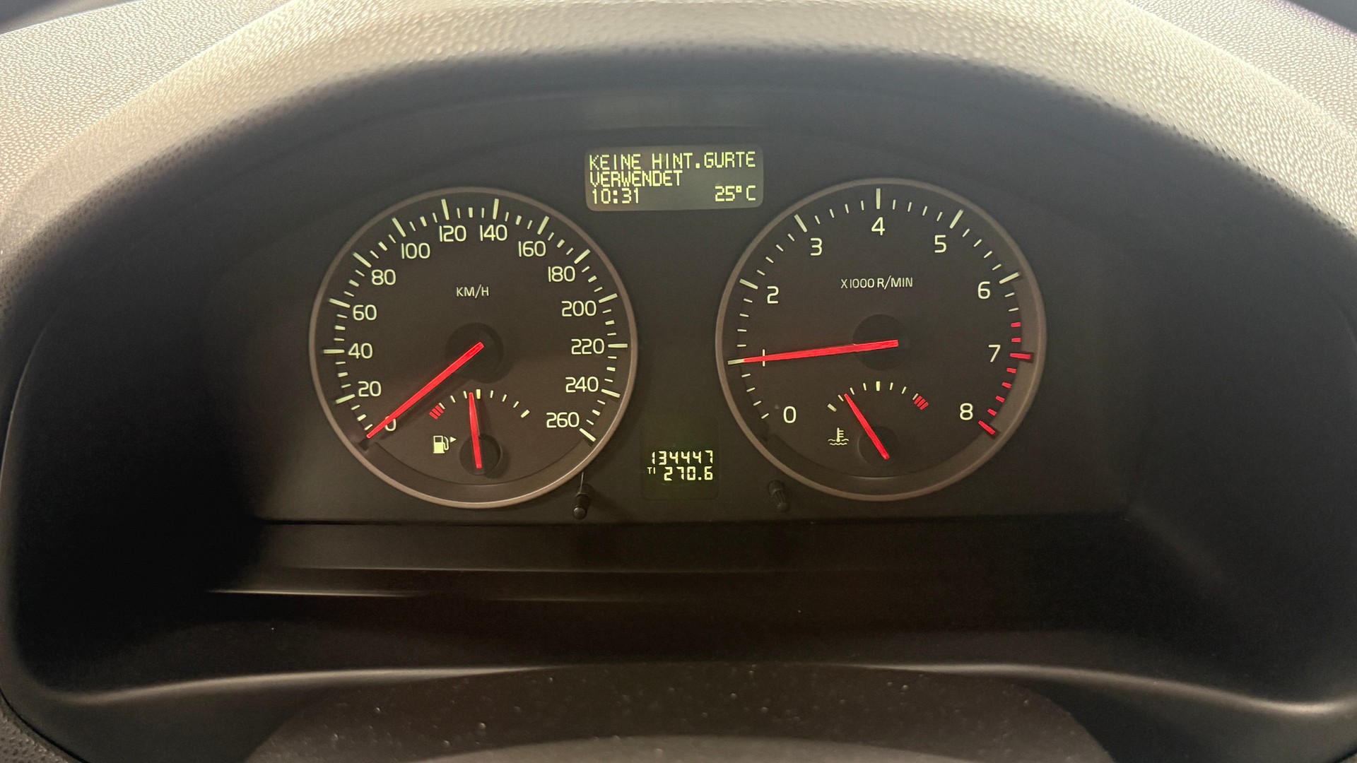 VOLVO S40 1.8 Momentum, gepflegtes CH Fahrzeug aus 1 Hand immer bei Volvo gewartet-image-14