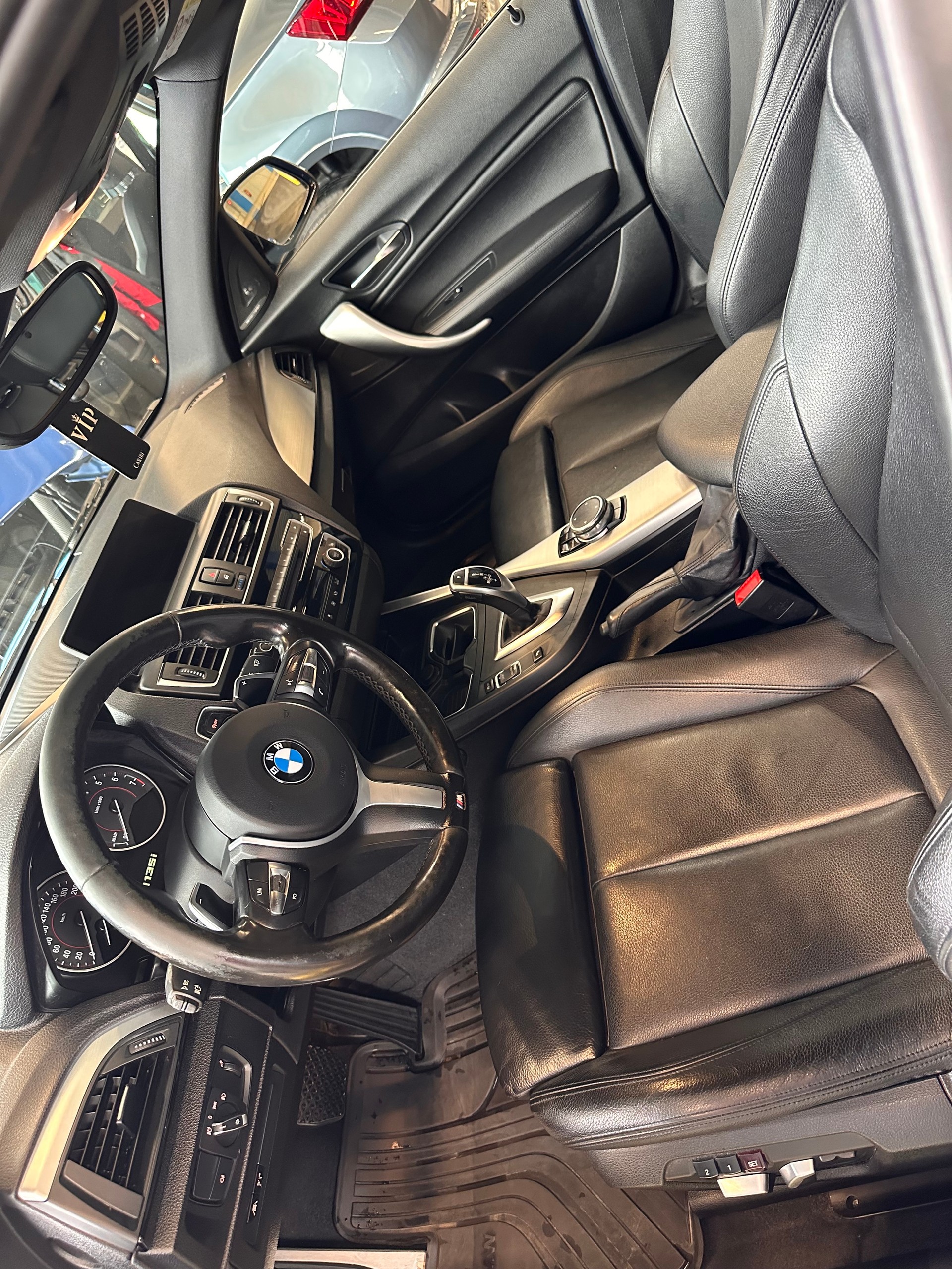 BMW M135i xDrive-image-3