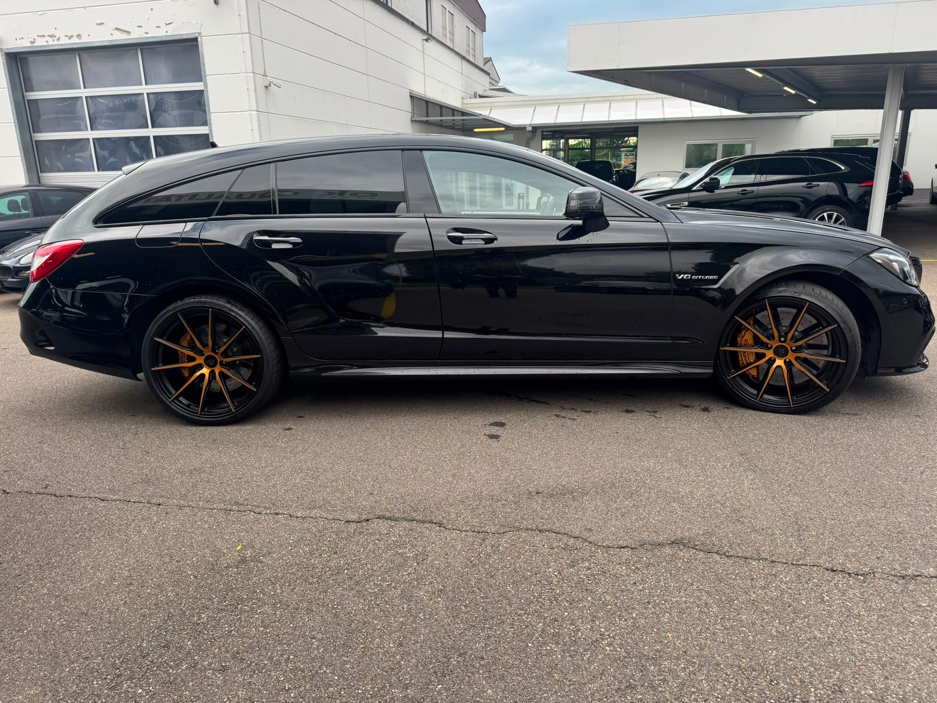 MERCEDES-BENZ CLS Shooting Brake 63 AMG S 4Matic Speedshift MCT-image-4