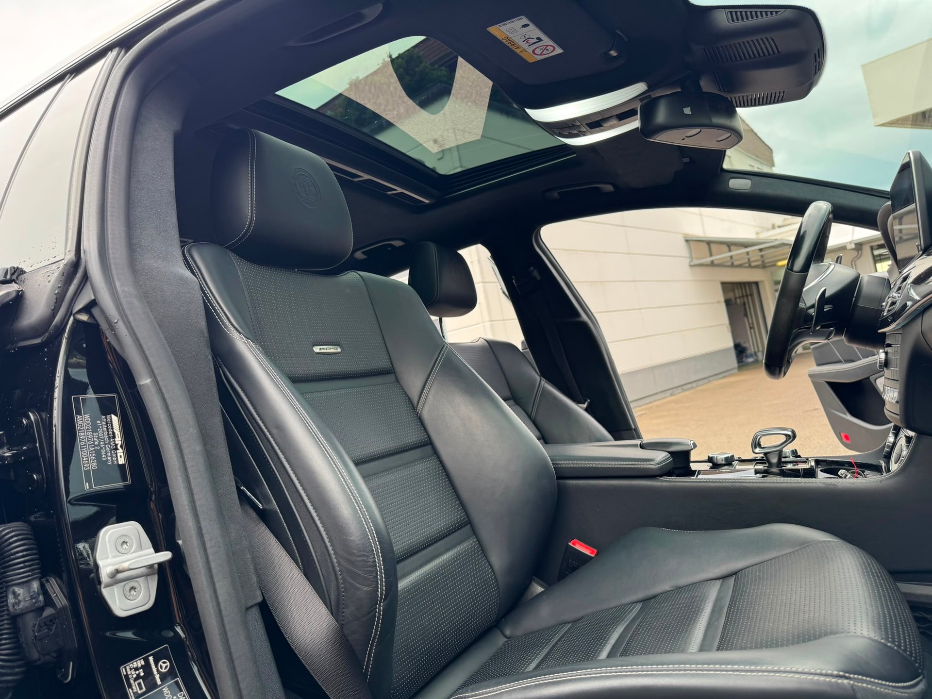 MERCEDES-BENZ CLS Shooting Brake 63 AMG S 4Matic Speedshift MCT-image-14
