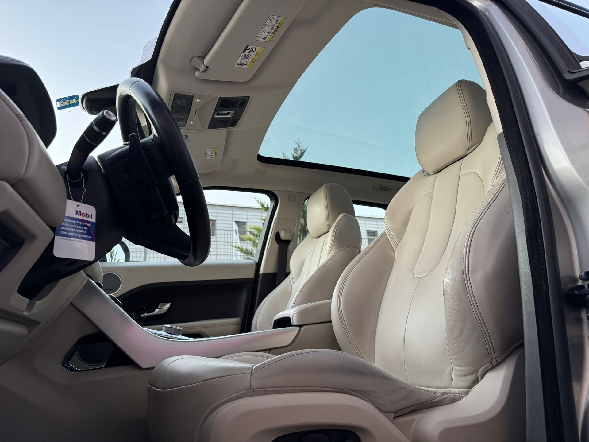 LAND ROVER Range Rover Evoque 2.0 Si4 Prestige AT6-image-9