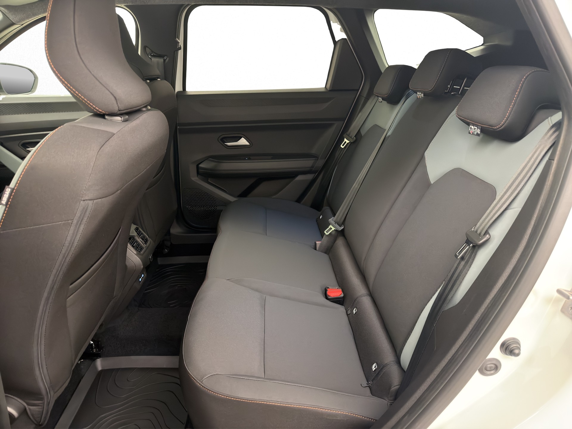 DACIA Bigster 1.8 Hybrid Extreme-image-11