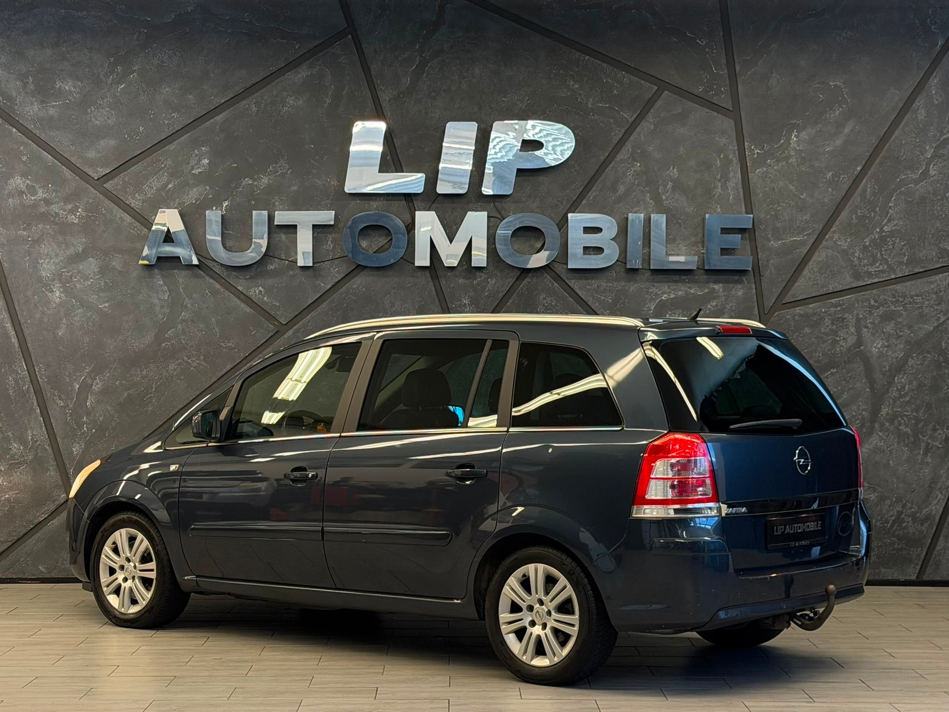 OPEL Zafira 2.2i 16V Enjoy Automatic-image-7
