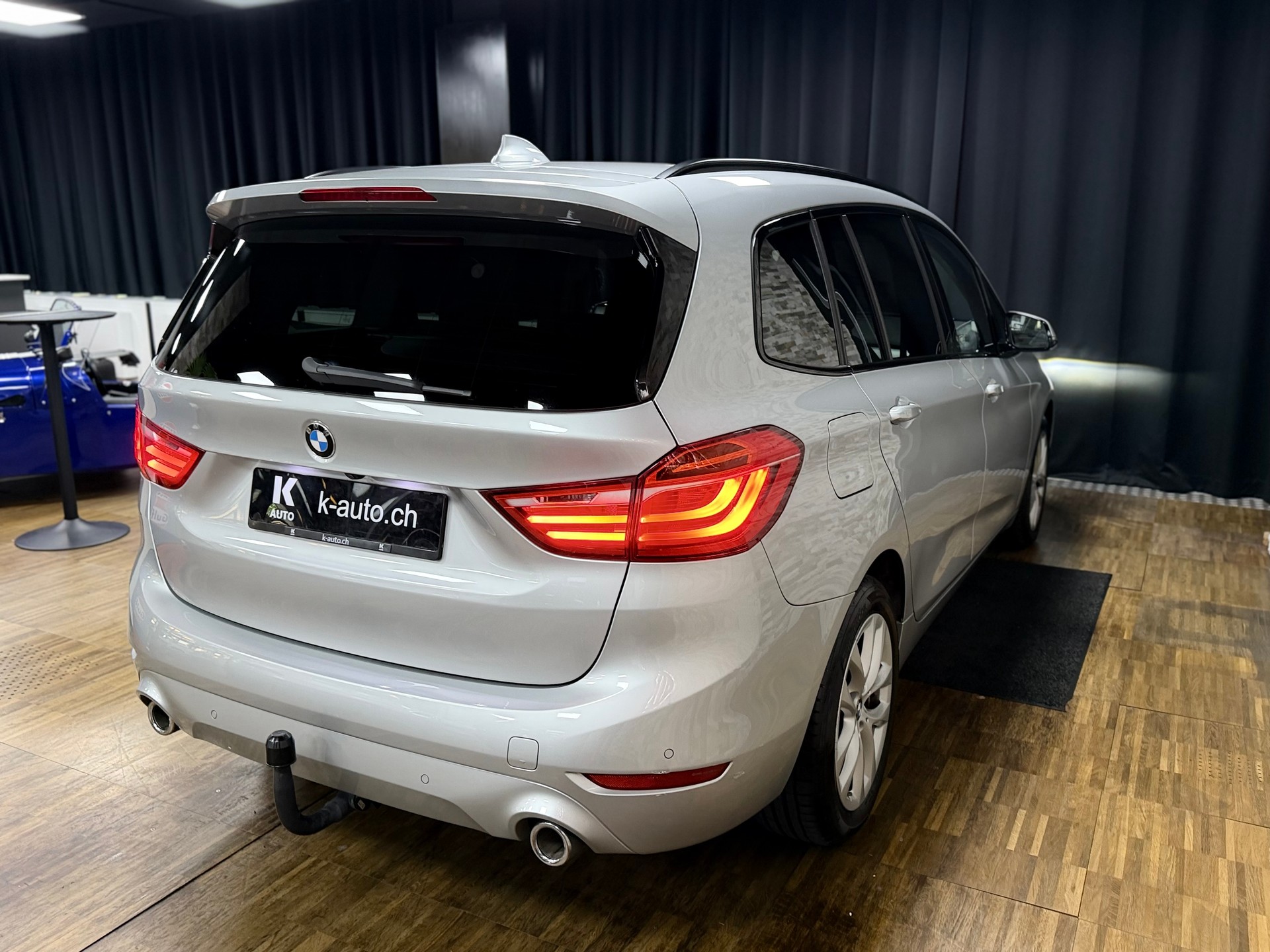 BMW 220d xDrive Gran Tourer Steptronic Sport Line-image-3