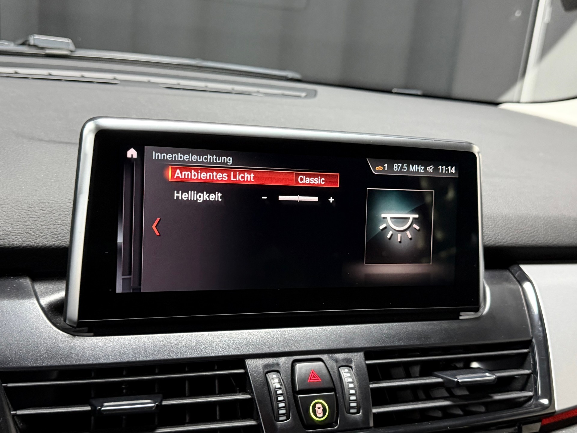 BMW 220d xDrive Gran Tourer Steptronic Sport Line-image-19