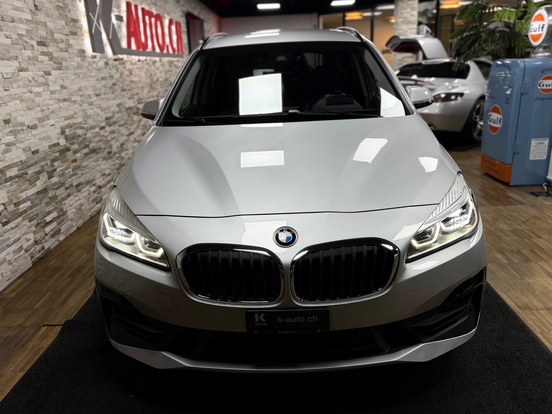 BMW 220d xDrive Gran Tourer Steptronic Sport Line-image-4
