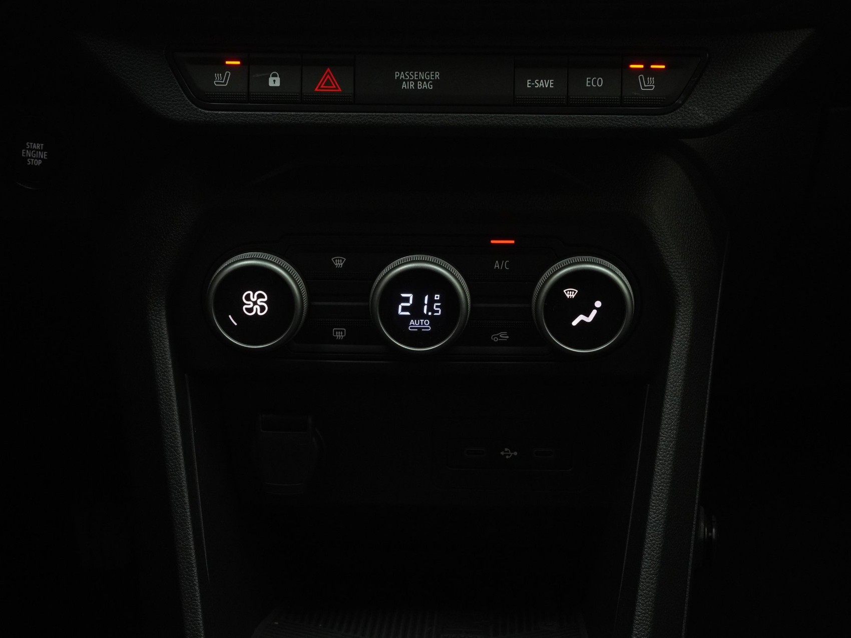 DACIA Jogger 1.8 Hybrid Journey 7Plätzer-image-11