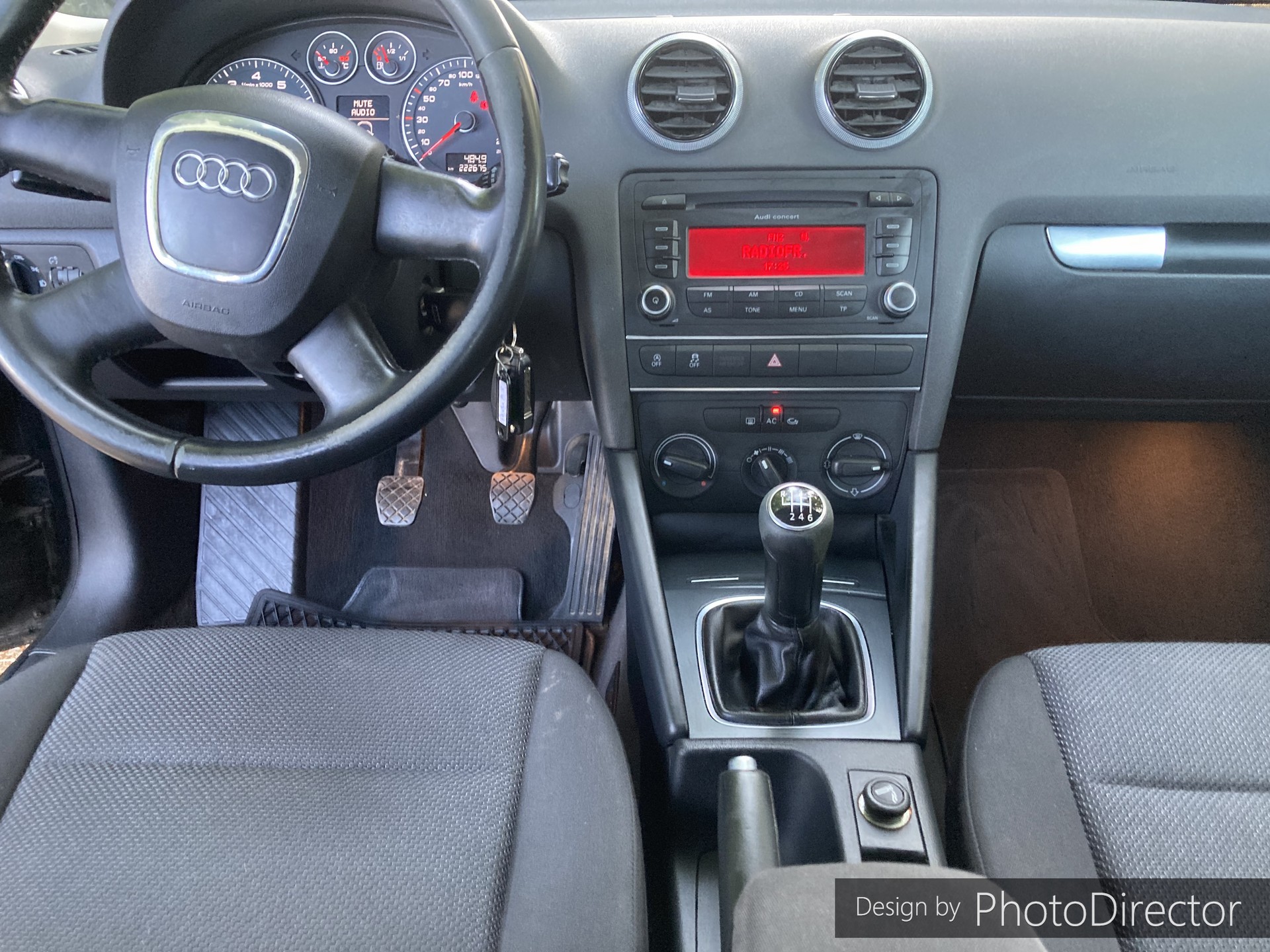 AUDI A3 Sportback 1.4 TFSI Attraction-image-6