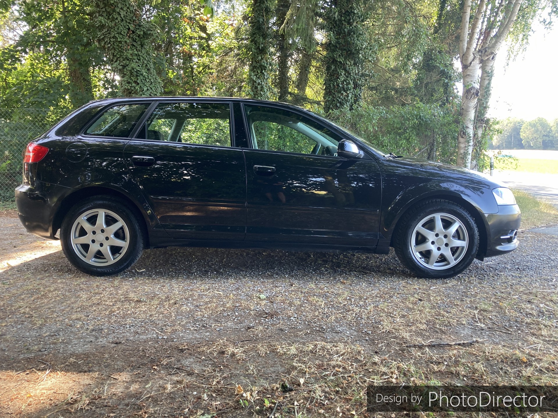 AUDI A3 Sportback 1.4 TFSI Attraction-image-3