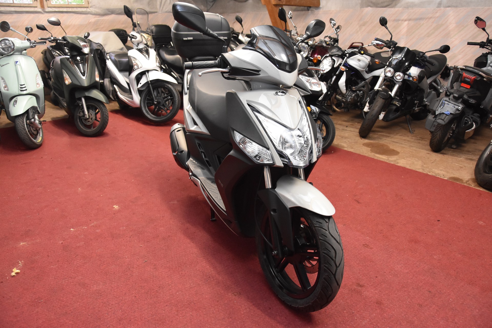 KYMCO Agility S 125i CBS Topcase-image-5