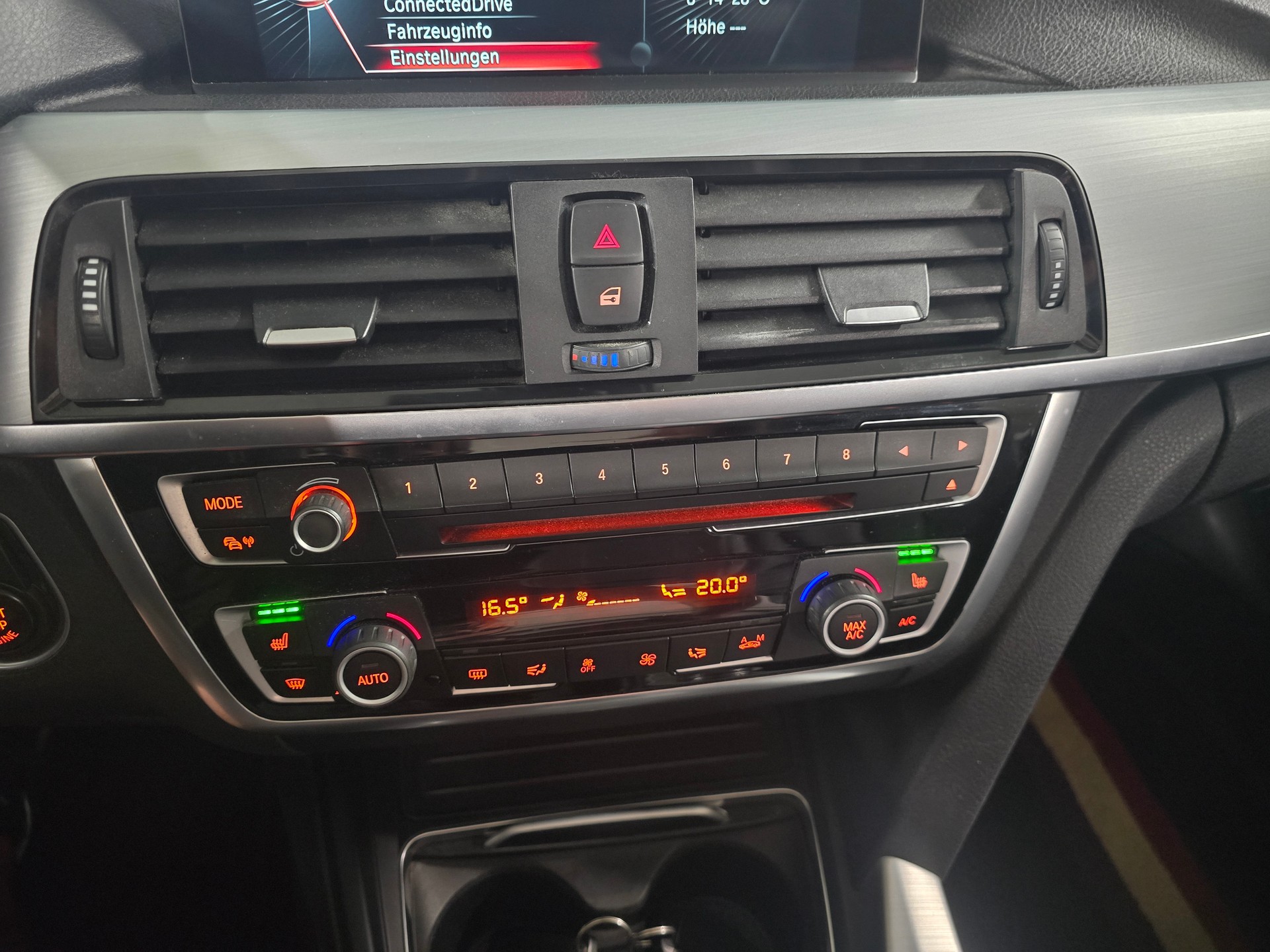 BMW 440i Cabriolet Luxury Line Steptronic-image-15