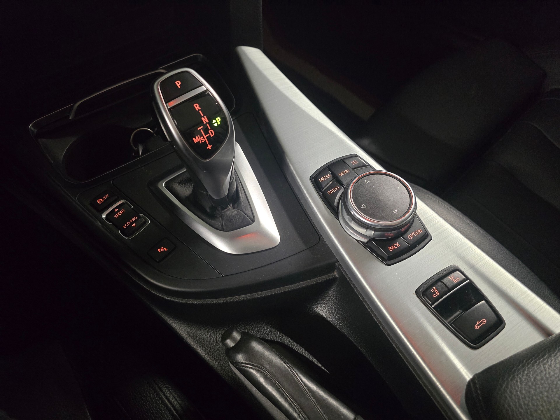 BMW 440i Cabriolet Luxury Line Steptronic-image-16