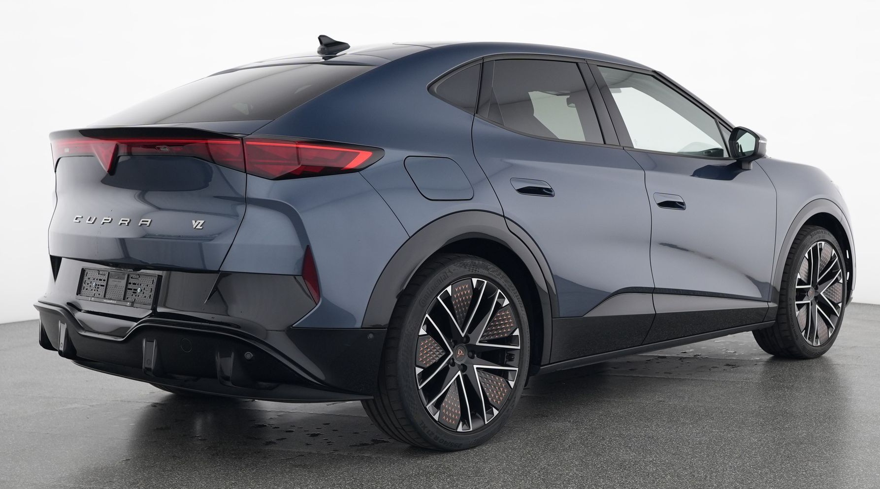 CUPRA Tavascan Type 10 77 kWh Extreme mit Ledersitzen und 5 Jahren Garantie-showroom-element-3