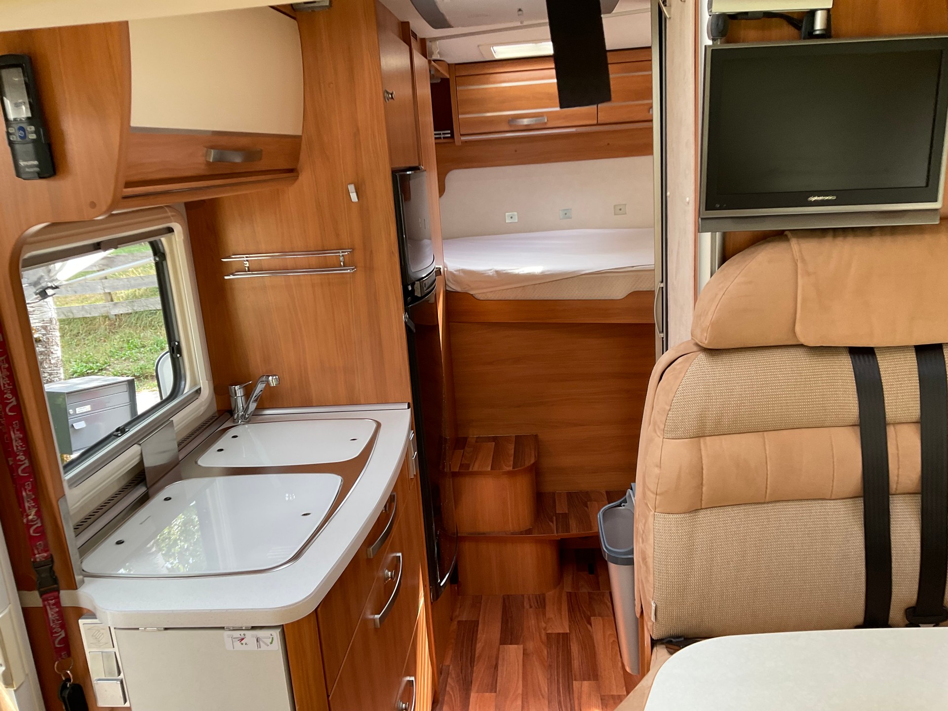 HYMER Exsis I 504-image-2