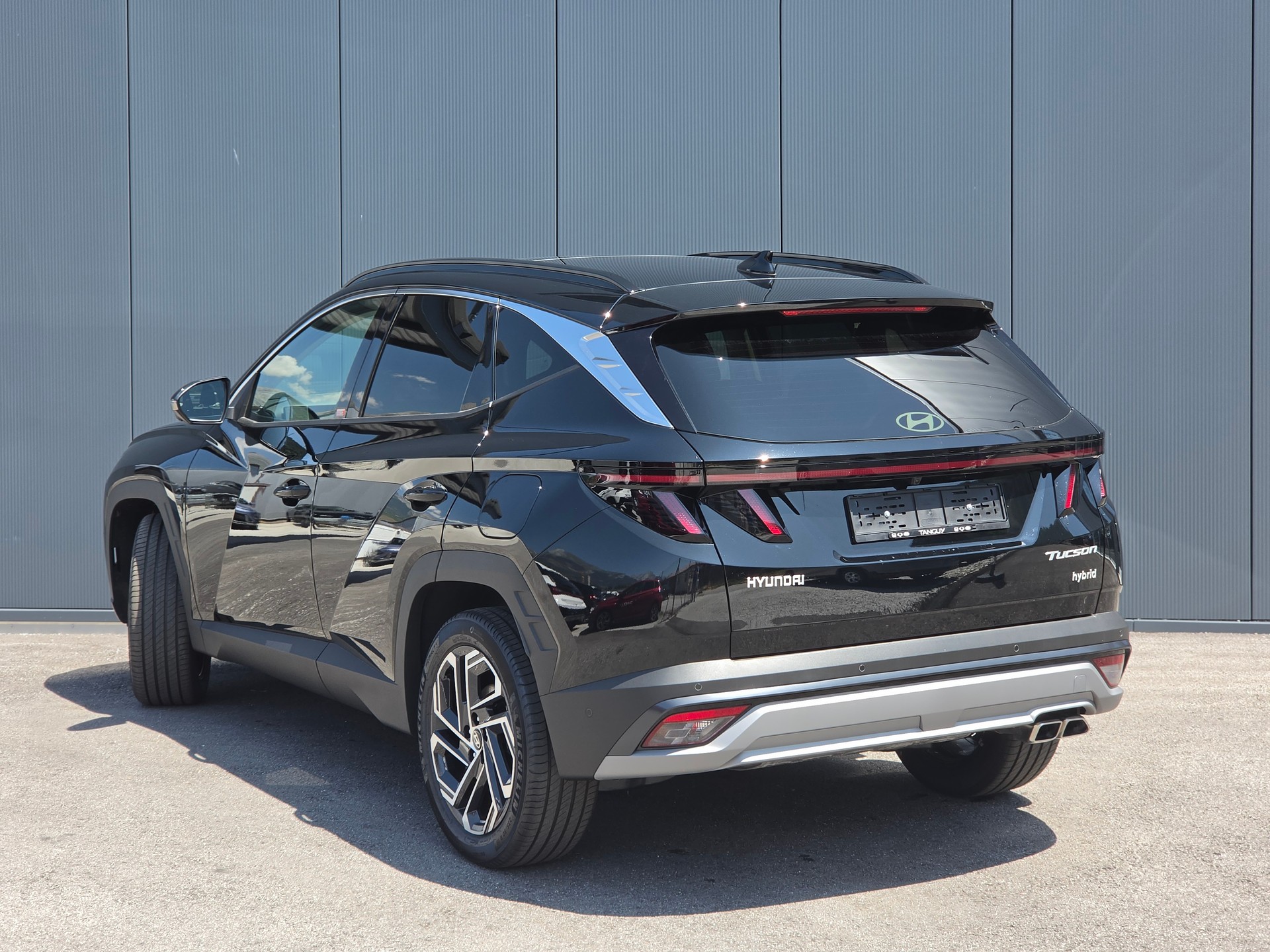 HYUNDAI Tucson 1.6HEV Vertex SwEd-image-1