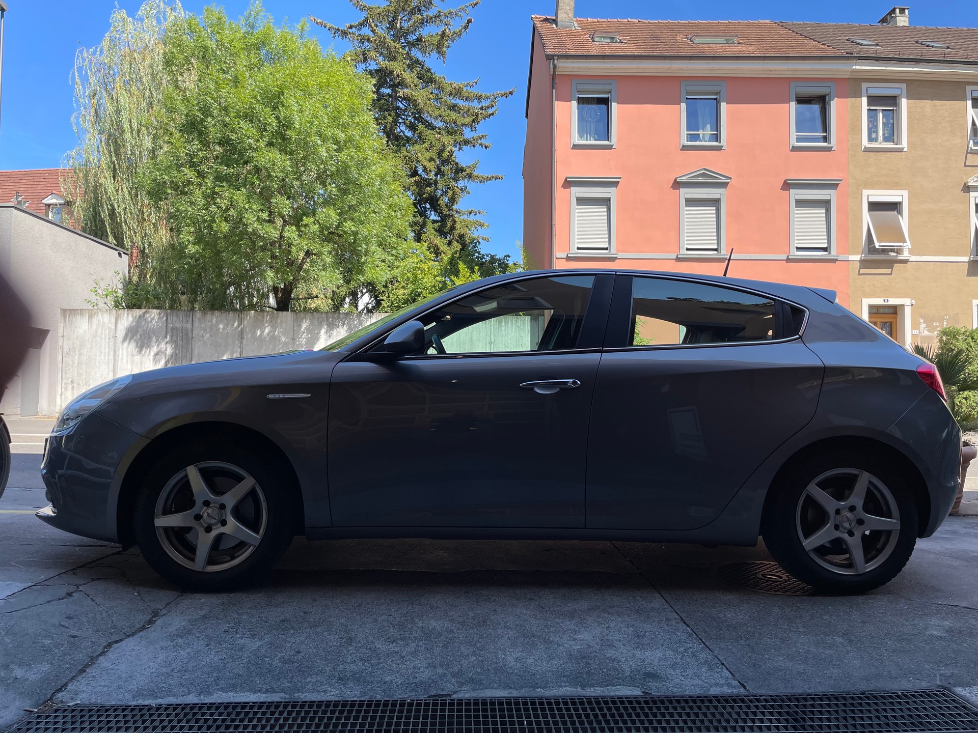 ALFA ROMEO Giulietta 1.4 MultiAir Distinctive, frisch ab MFK-image-4