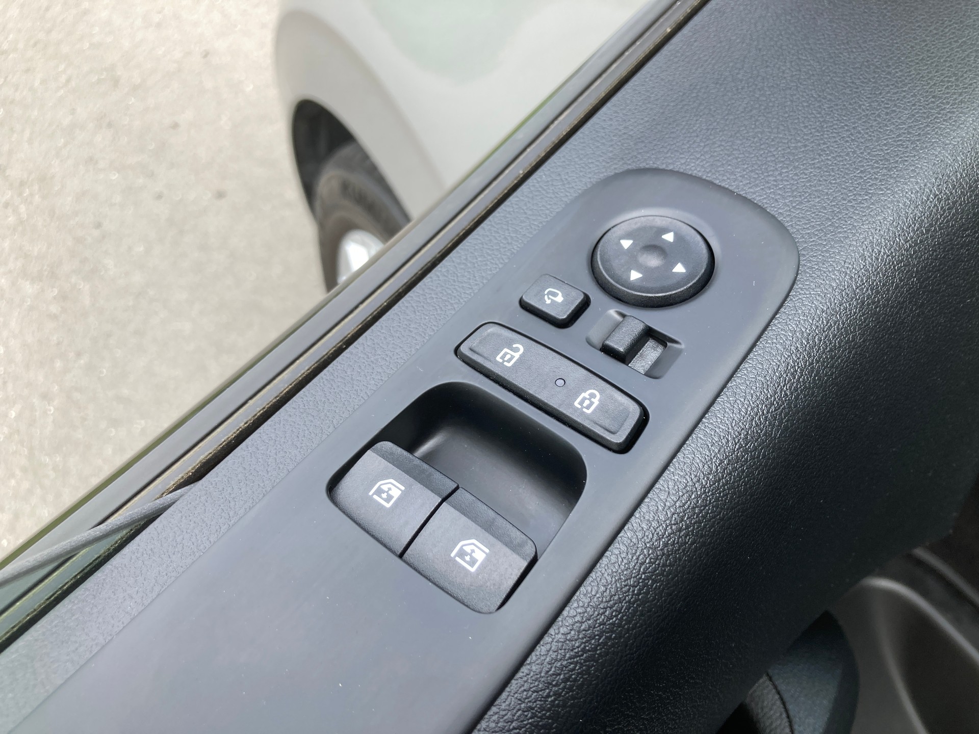 HYUNDAI Staria Premium 2.2 CRDi Amplia 4WD A 9 Sitzer-image-9