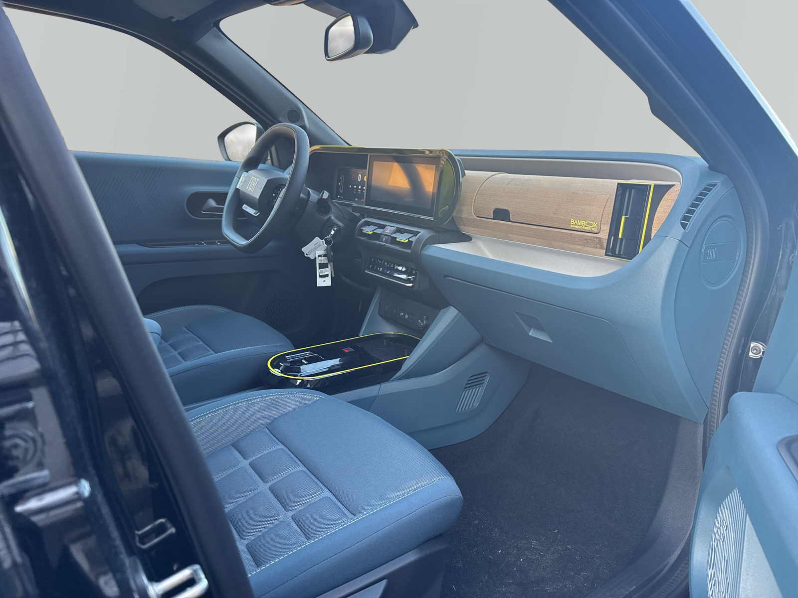 FIAT Grande Panda 1.2 Hybrid La Prima-image-11