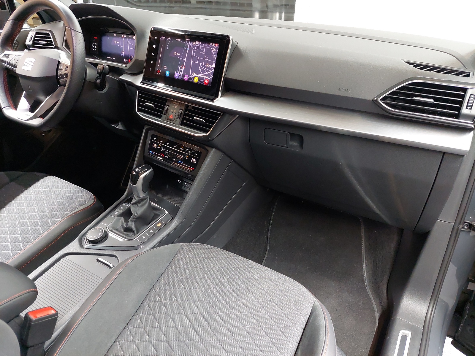 SEAT Tarraco 2.0TSI 4Drive DSG Move FR-image-9