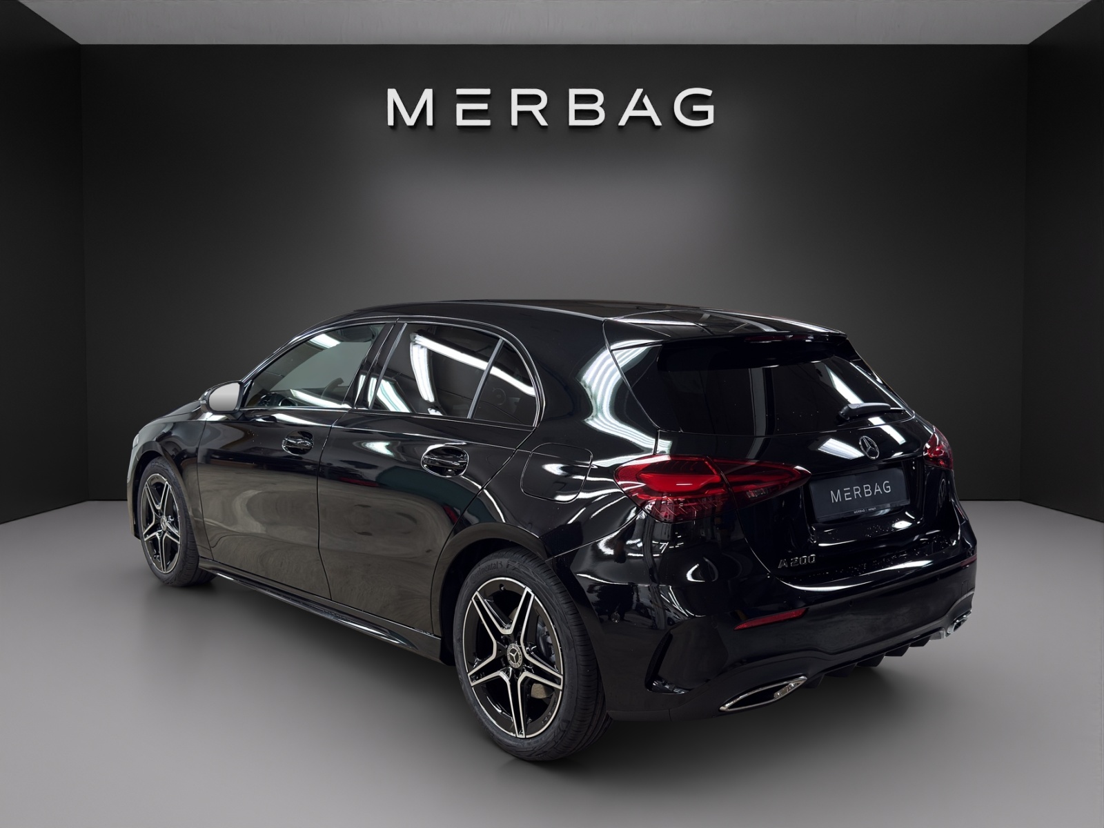 MERCEDES-BENZ A 200 Night Star 7G-DCT-image-2