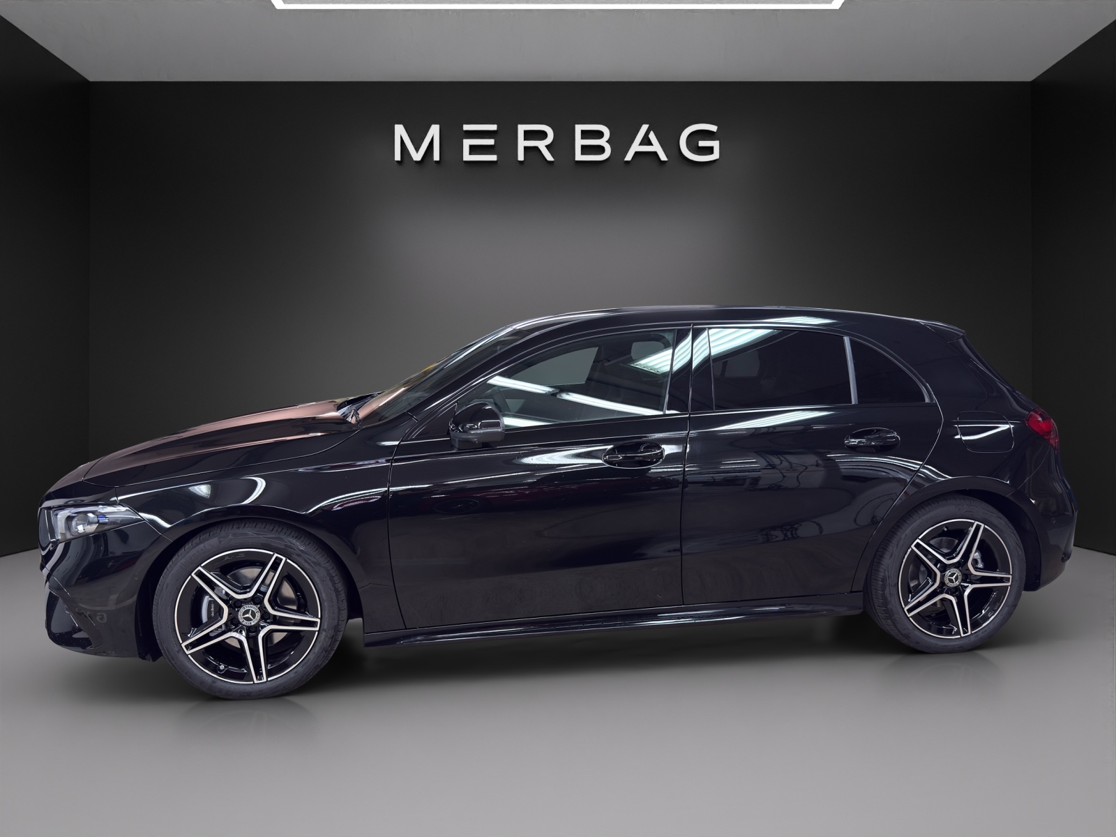 MERCEDES-BENZ A 200 Night Star 7G-DCT-image-1