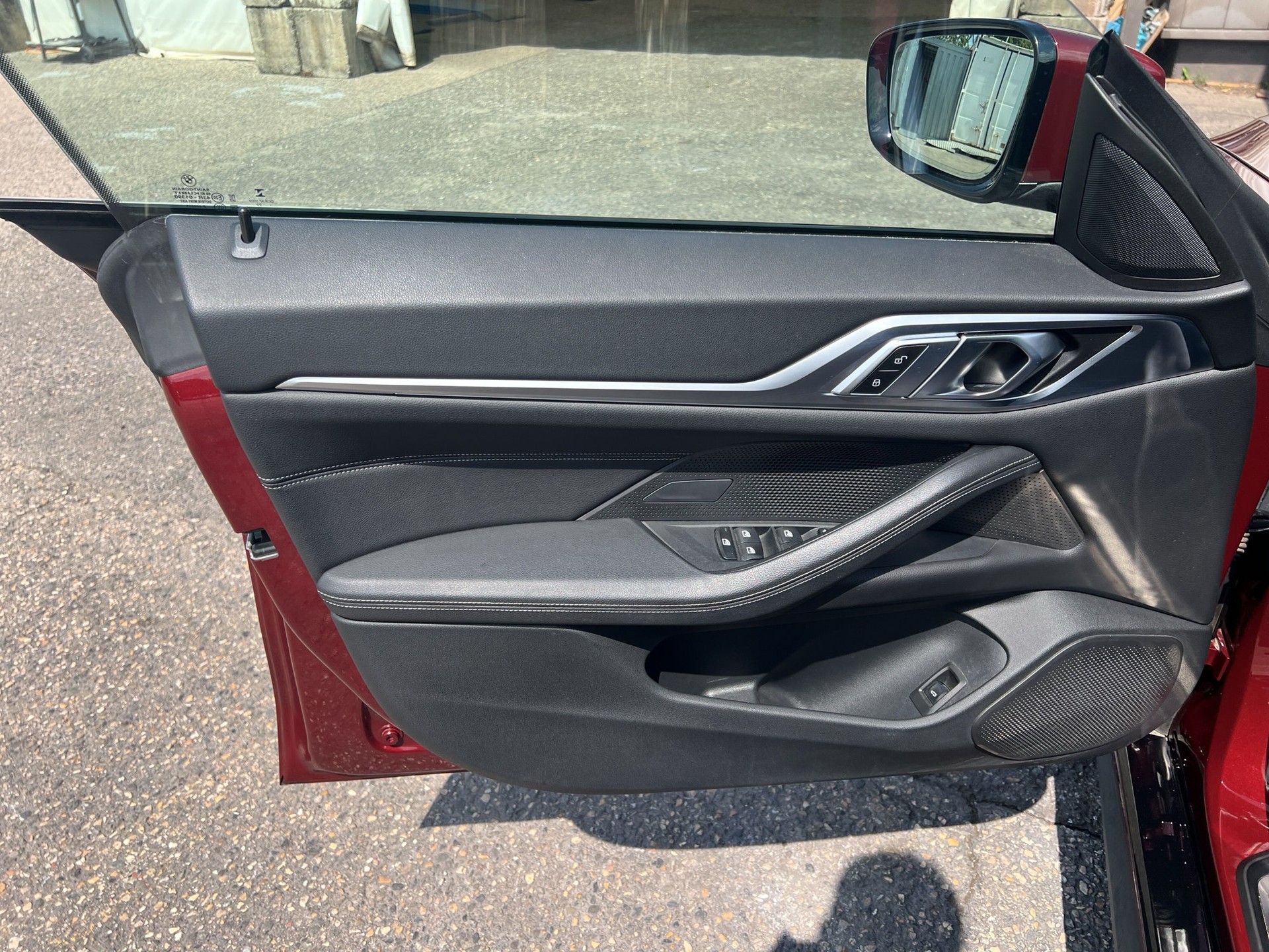 BMW i4 eDrive 40 M Sport Pro-image-16
