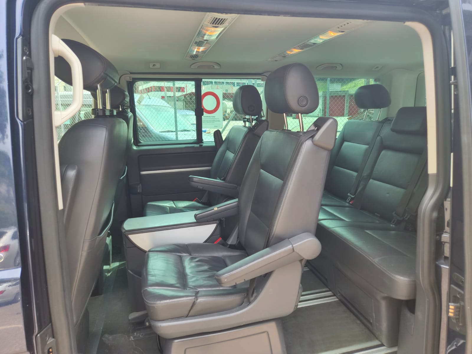 VW T5 Multivan 2.0 Bi-TDI CR Highline 4Motion DSG-image-6