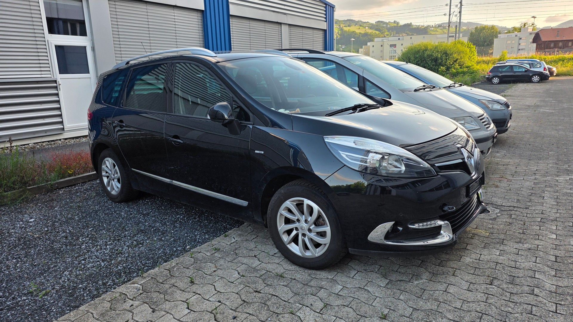 RENAULT Grand Scénic 1.2 16V Turbo Expression-image-0