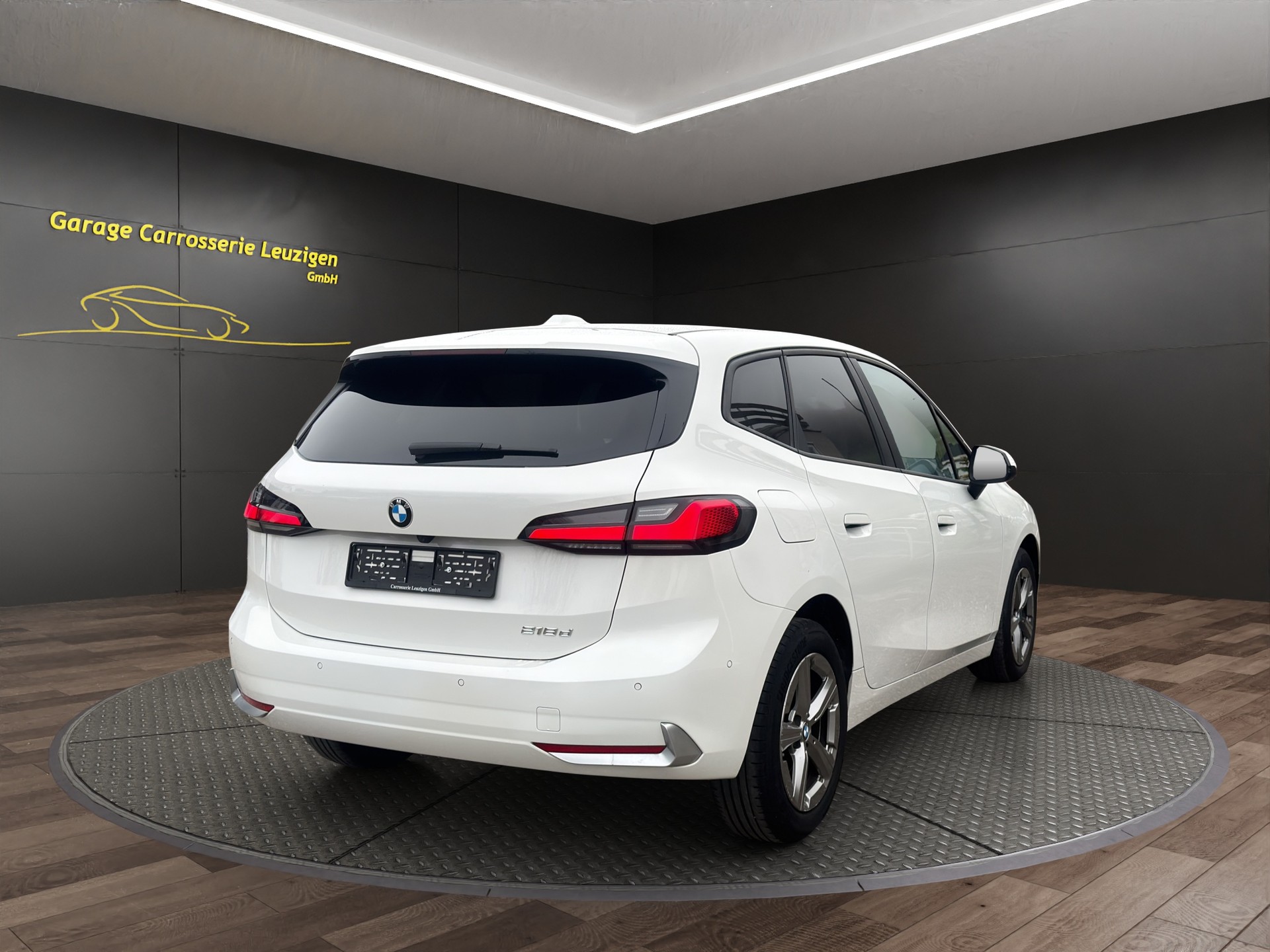 BMW 218d Active Tourer M Sport DKG-image-4