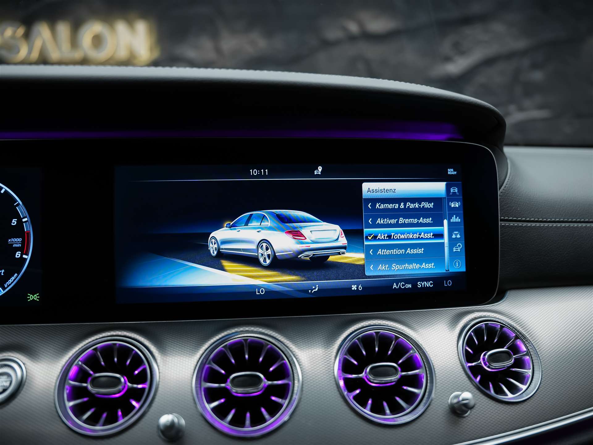 MERCEDES-BENZ E 220 d AMG Line 9G-Tronic *CH-Fahrzeug*Panorama*Head-Up*360°*-image-43