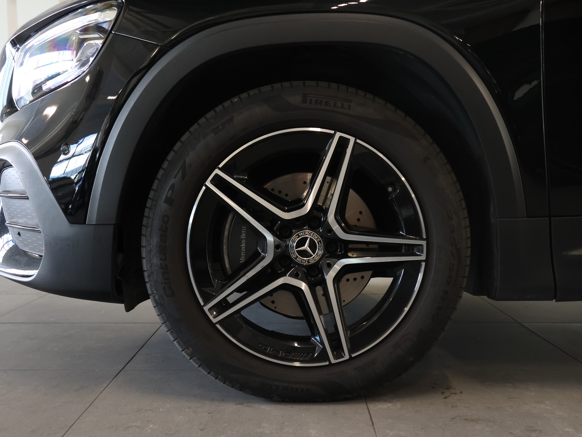 MERCEDES-BENZ GLB 200 d 4Matic AMG Line 8G-Tronic *Rückfahrkamera* *Sitzheizung*-image-10