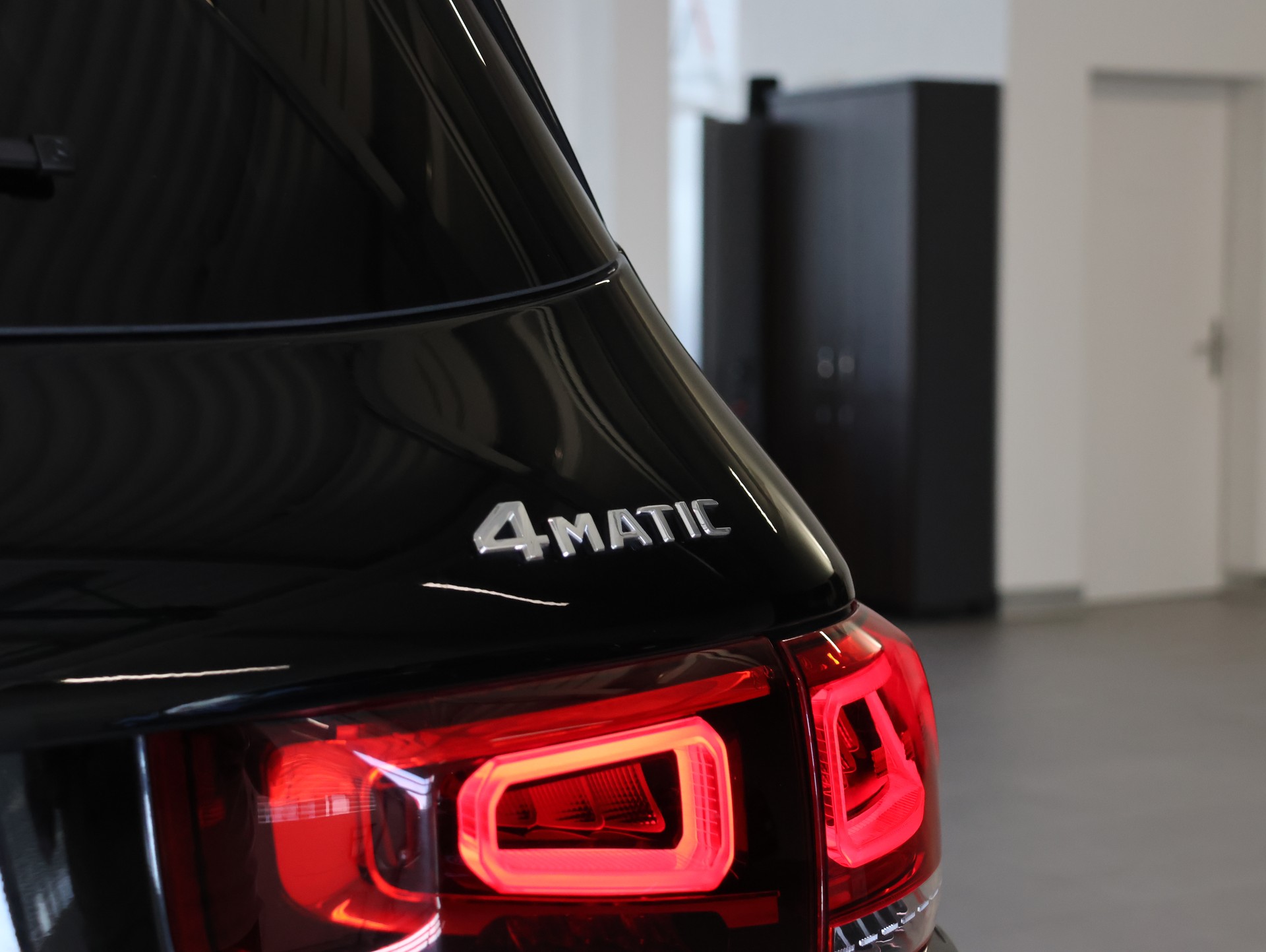 MERCEDES-BENZ GLB 200 d 4Matic AMG Line 8G-Tronic *Rückfahrkamera* *Sitzheizung*-image-13