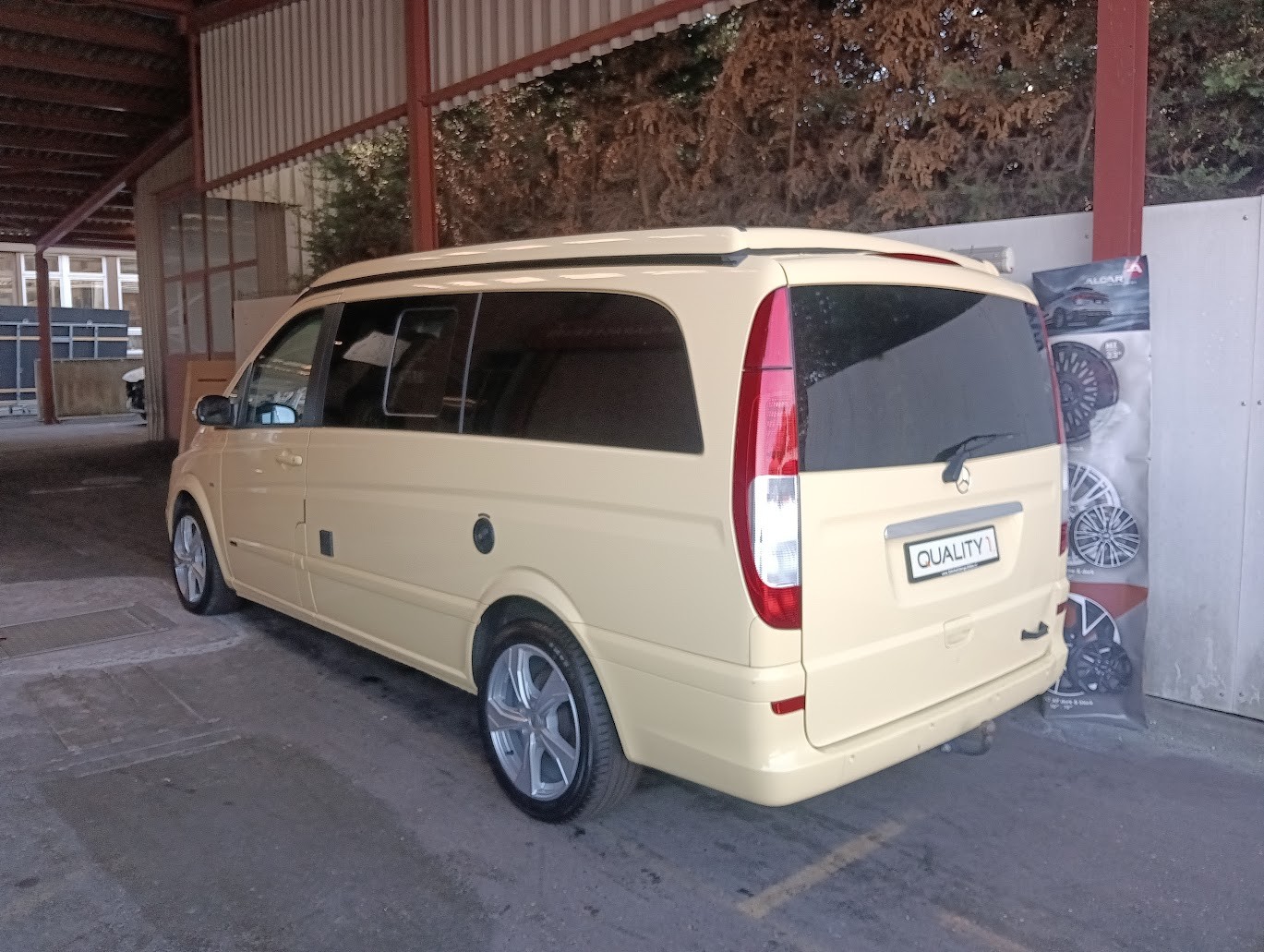 MERCEDES-BENZ Viano Marco Polo 3.0 CDI L Aut.-image-3