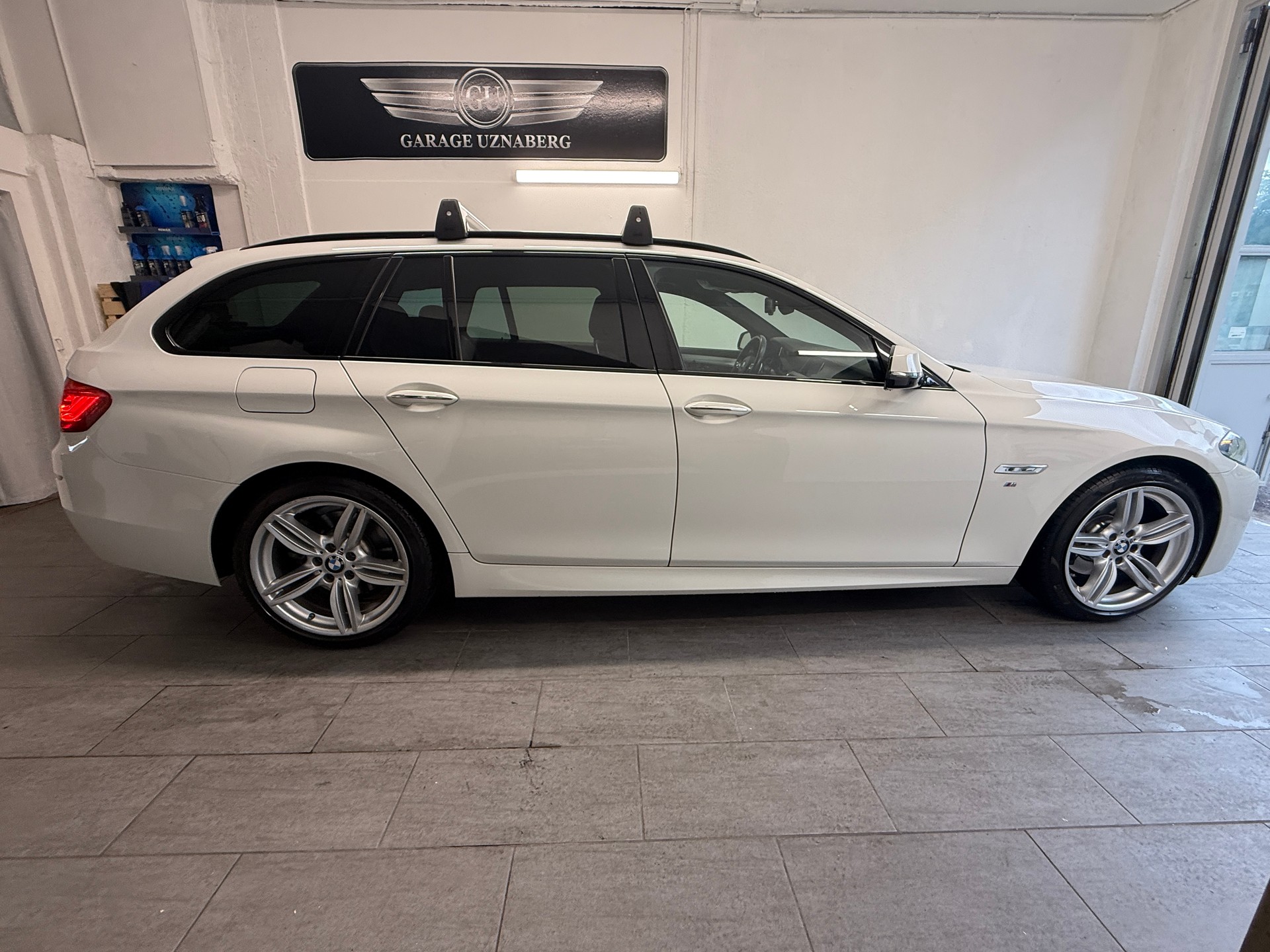 BMW 520d Touring xDrive Steptronic M-PAKET Ab 290.- pro Monat-image-5