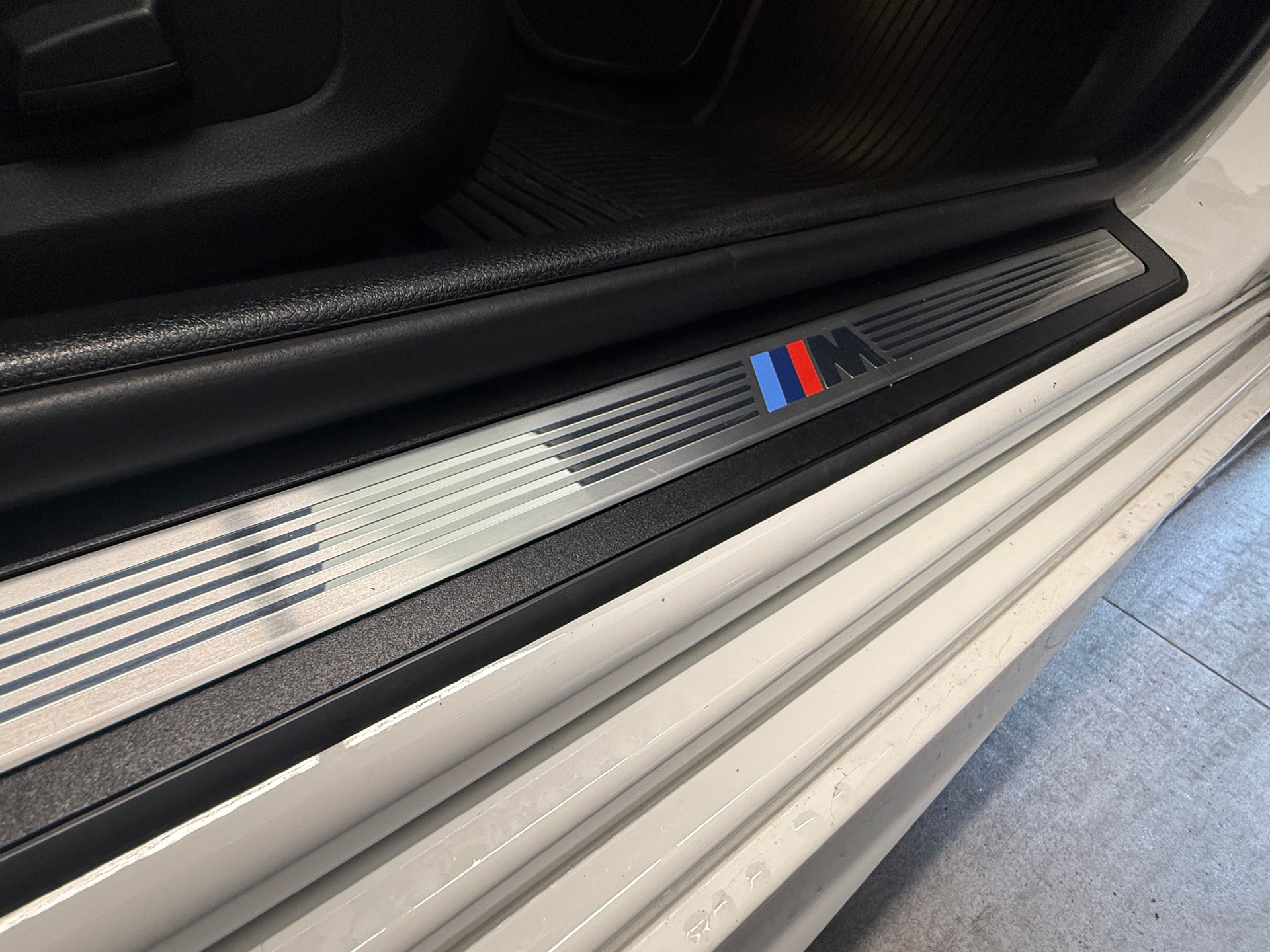 BMW 520d Touring xDrive Steptronic M-PAKET Ab 290.- pro Monat-image-19