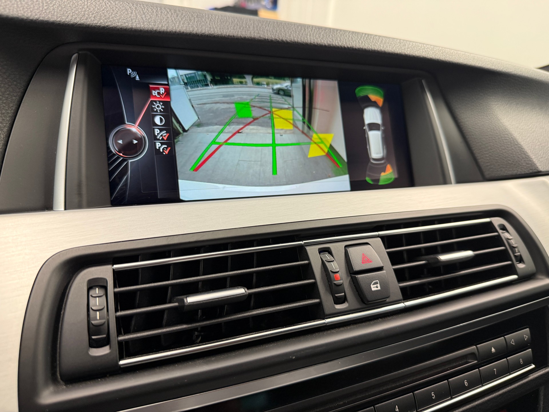 BMW 520d Touring xDrive Steptronic M-PAKET Ab 290.- pro Monat-image-15