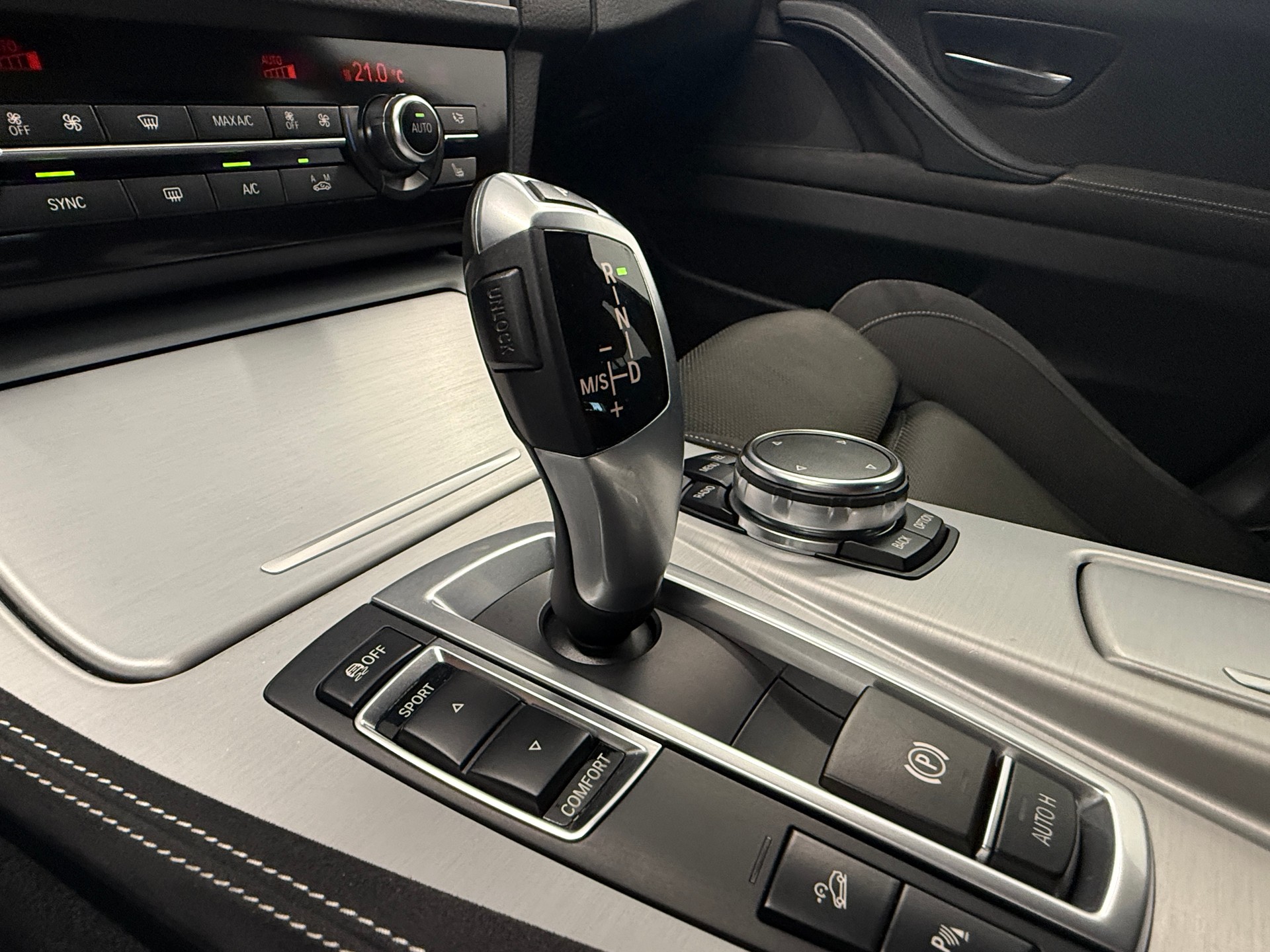 BMW 520d Touring xDrive Steptronic M-PAKET Ab 290.- pro Monat-image-17