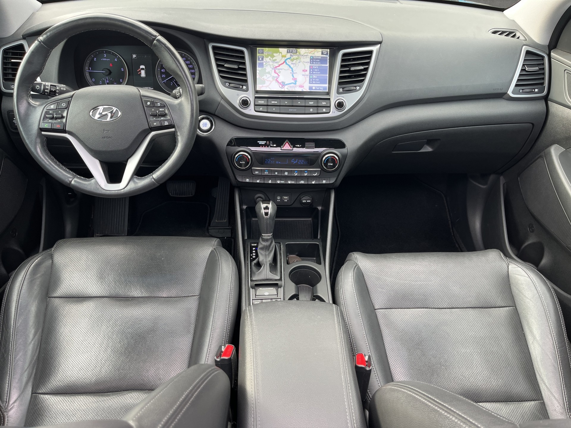 HYUNDAI Tucson 2.0 CRDI Vertex 4WD Automatic-image-8