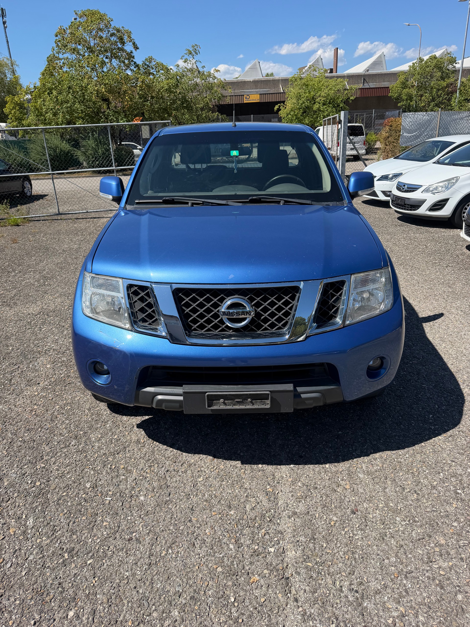 NISSAN Navara King Cab SE 2.5 dCi 4WD-image-5