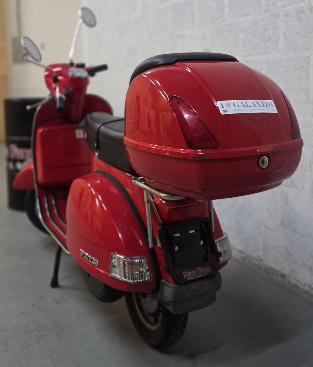 PIAGGIO Vespa PX 125-showroom-element-2