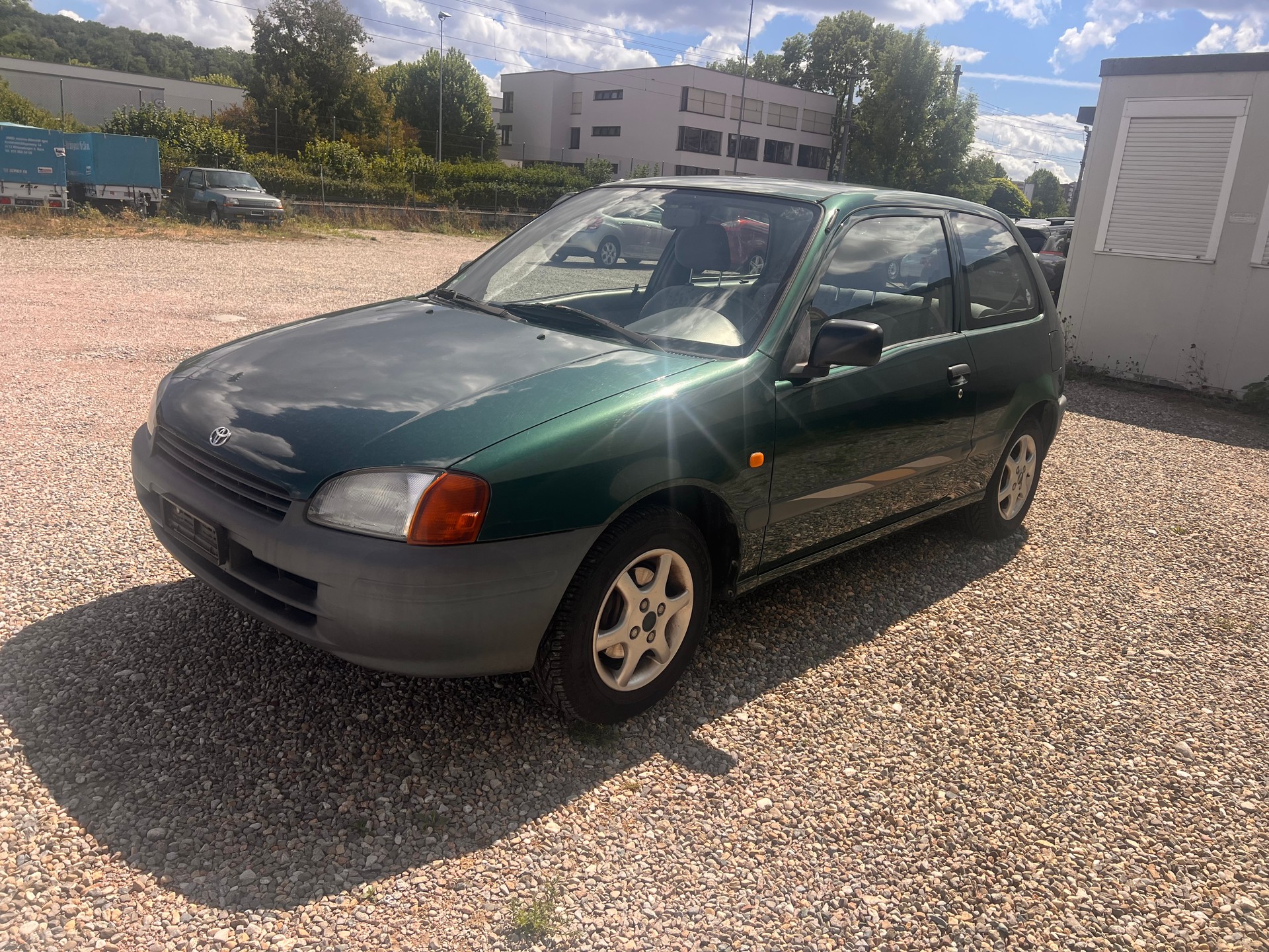 TOYOTA Starlet 1.3-image-1