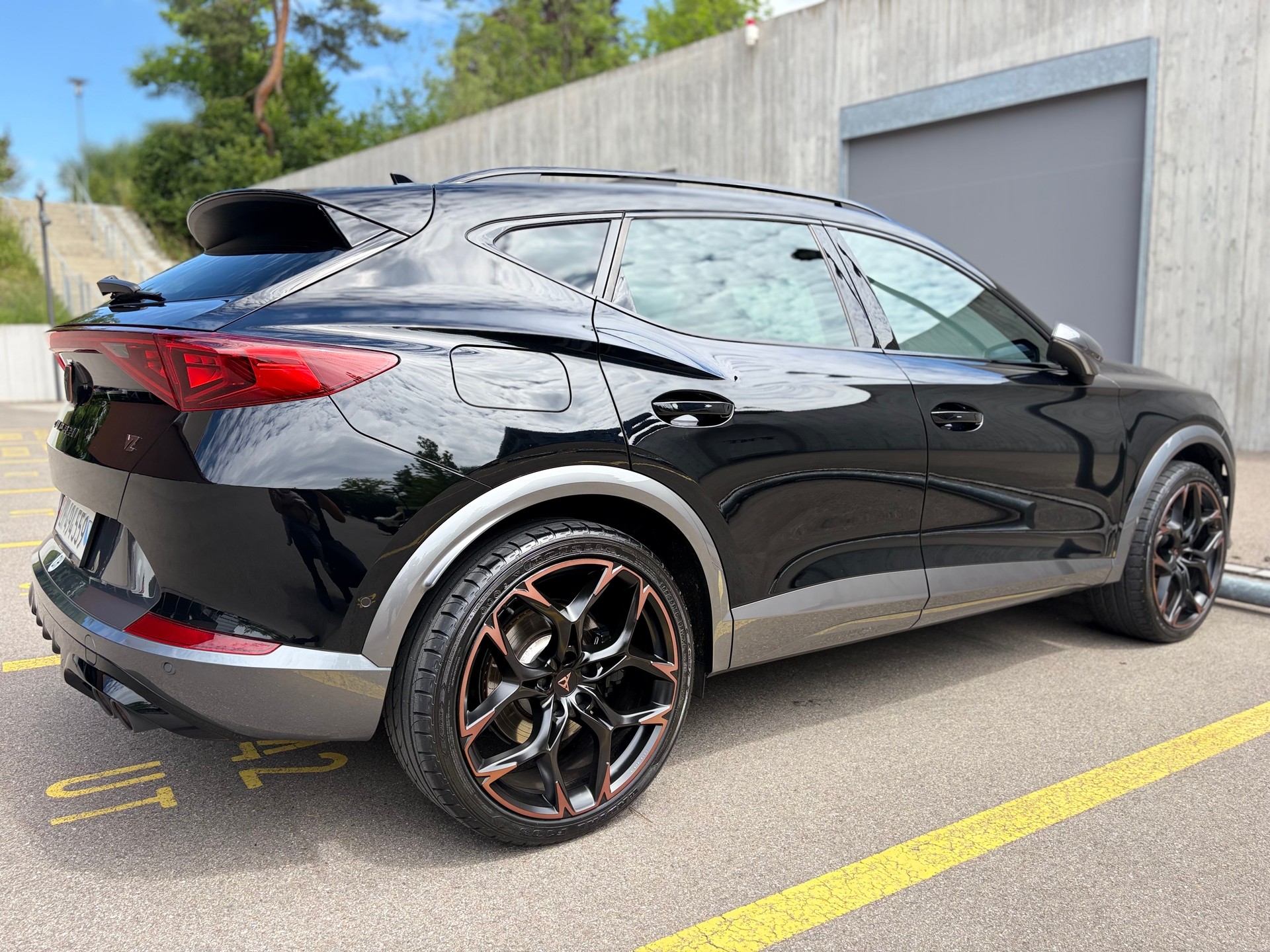 CUPRA 2.0 TSI VZ 4Drive DSG-image-1