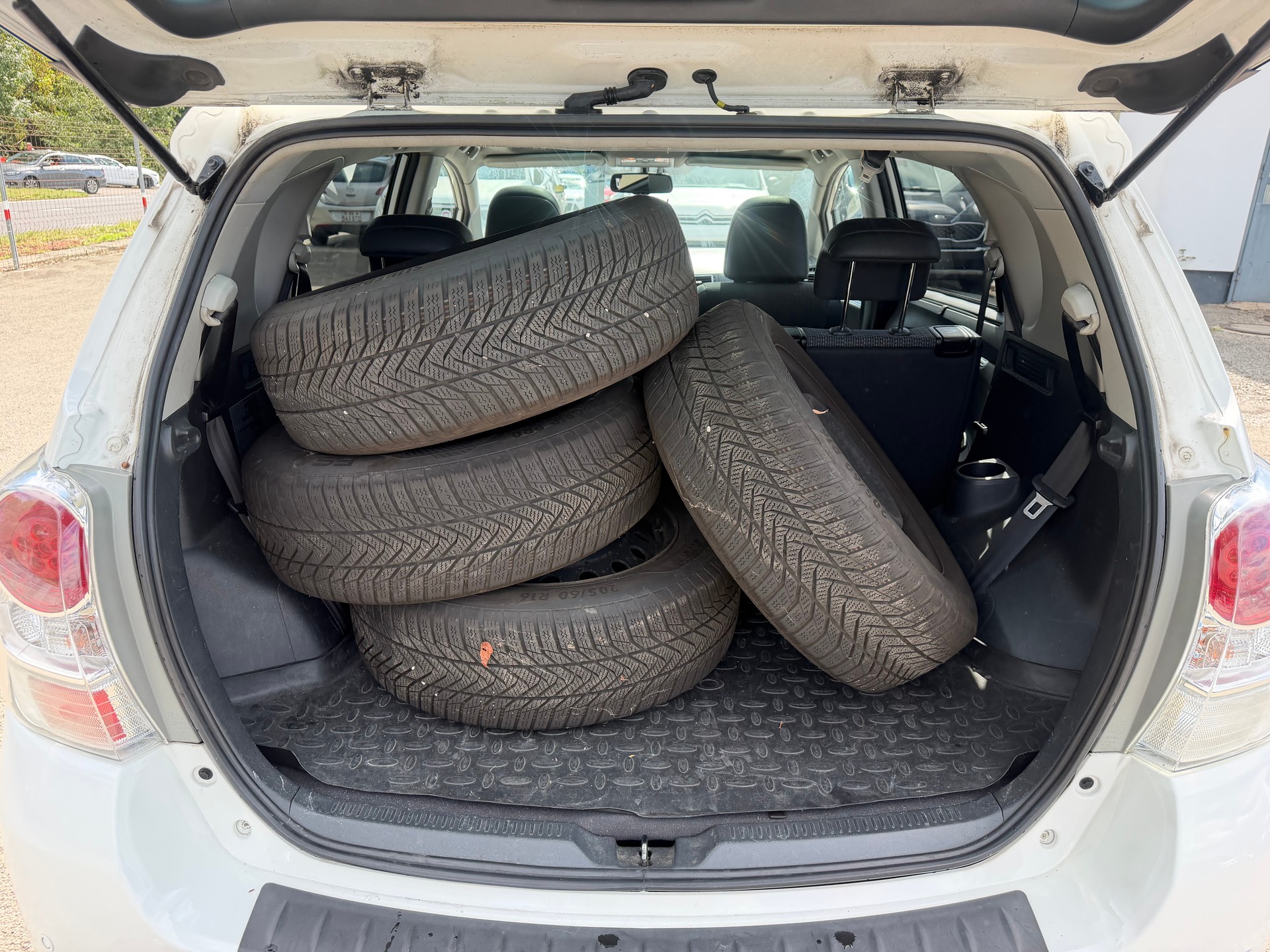 TOYOTA Verso 1.8 Luna Multidrive S-image-10