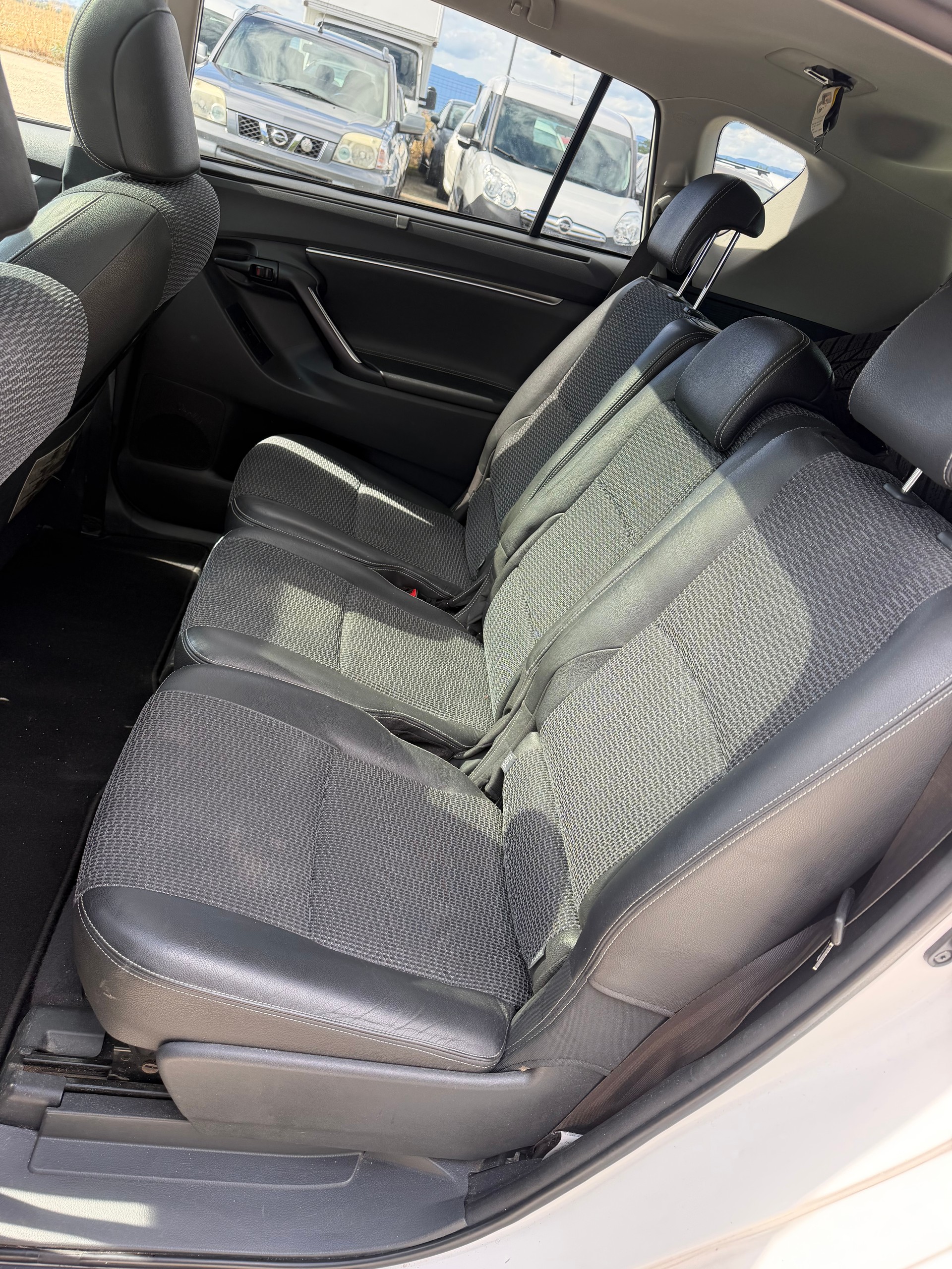 TOYOTA Verso 1.8 Luna Multidrive S-image-8