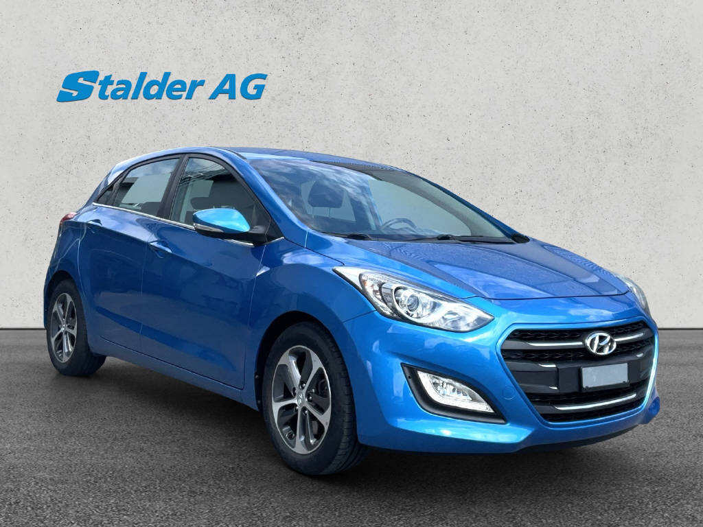 HYUNDAI i30 1.6 GDi Amplia-image-7