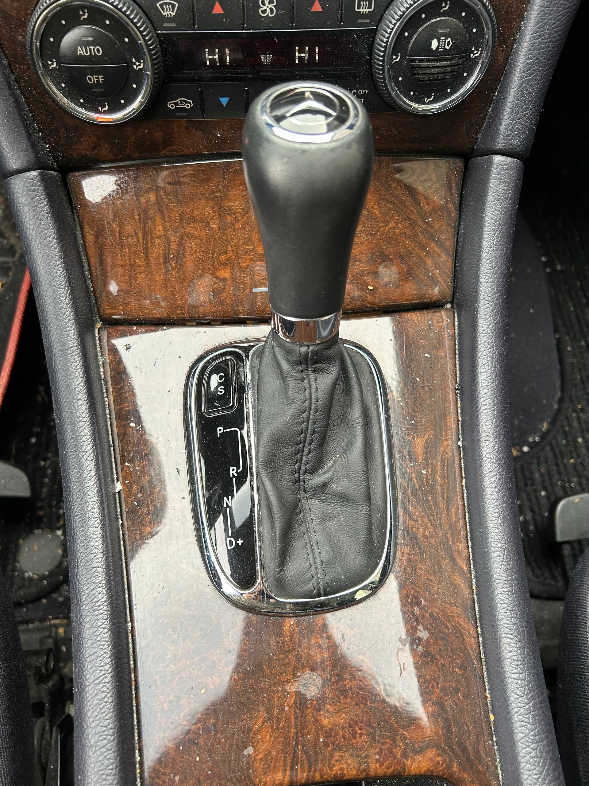 MERCEDES-BENZ C 240 Elégance 4Matic Automatic-image-9